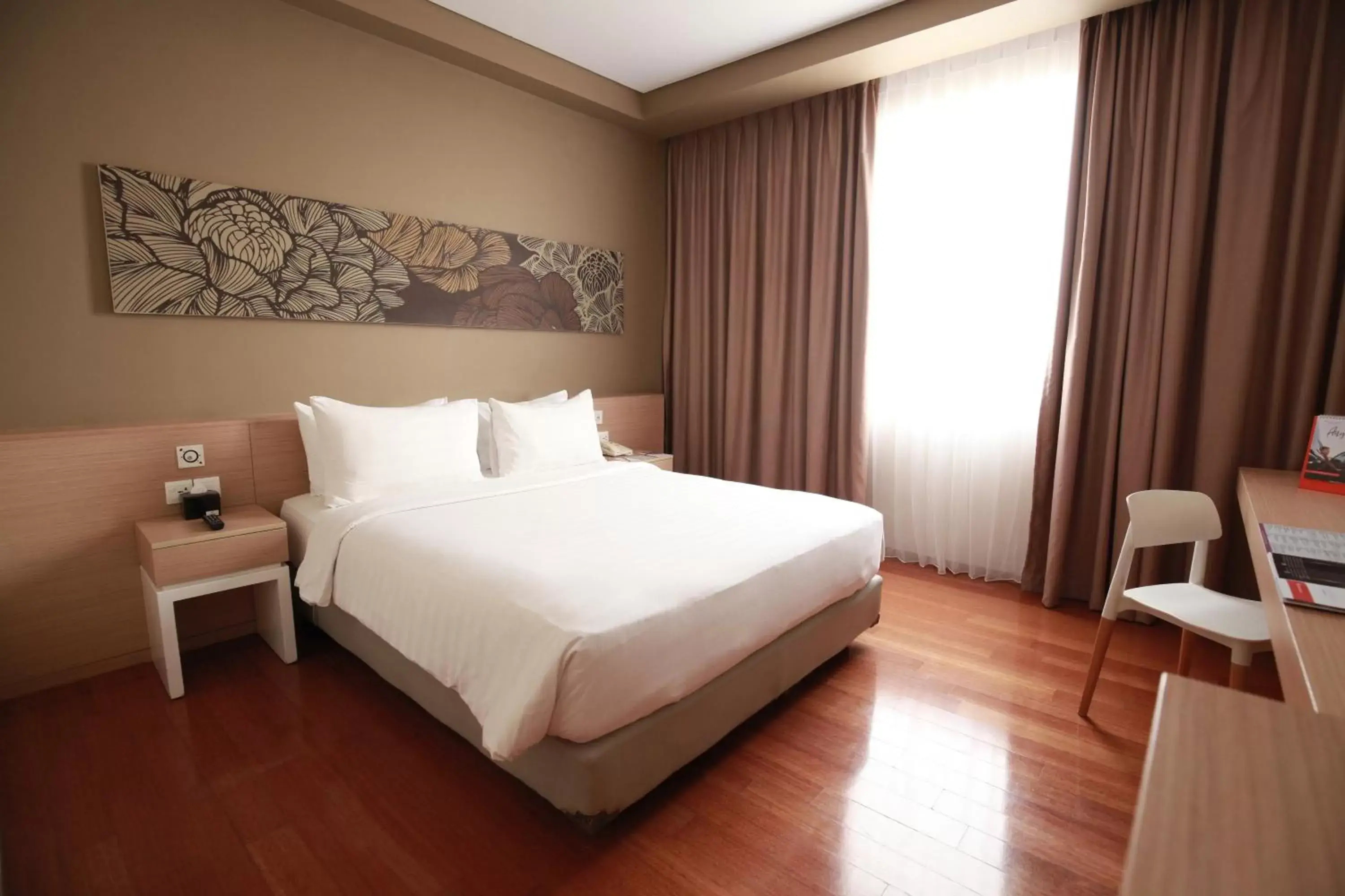 Bed in Swiss-Belinn Airport Jakarta