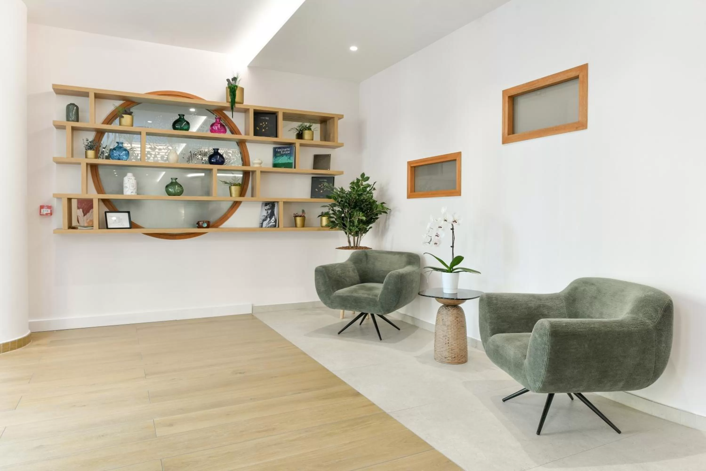 Lobby or reception in Pullman La Pléiade Montpellier Centre