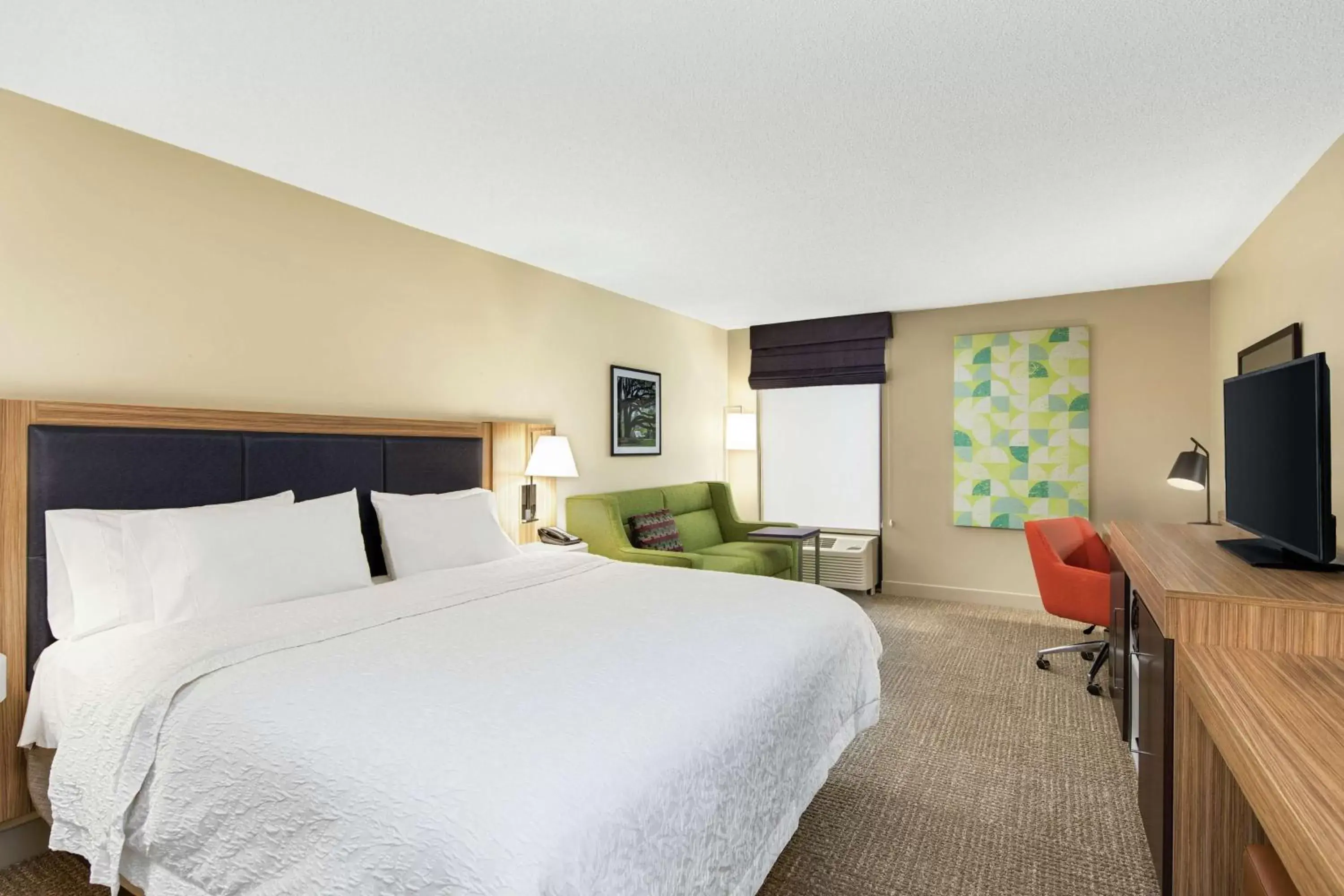 Bedroom, Bed in Hampton Inn Thomasville