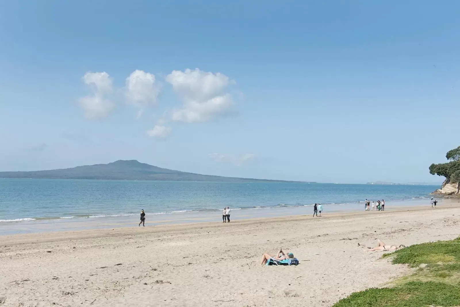 Beach in Carnmore Hotel Takapuna