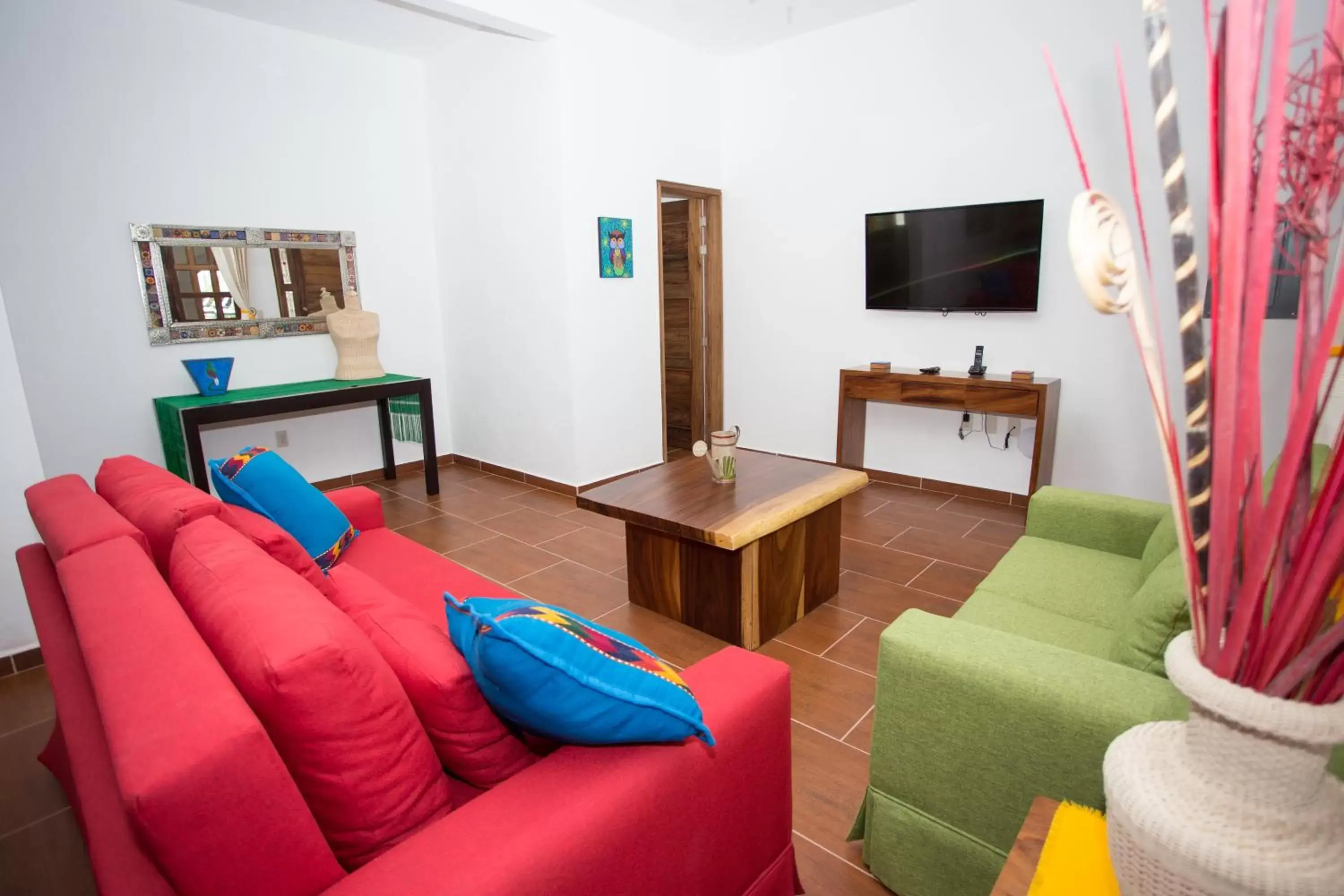 Living room, Lounge/Bar in Refugio del Mar Luxury Hotel Boutique