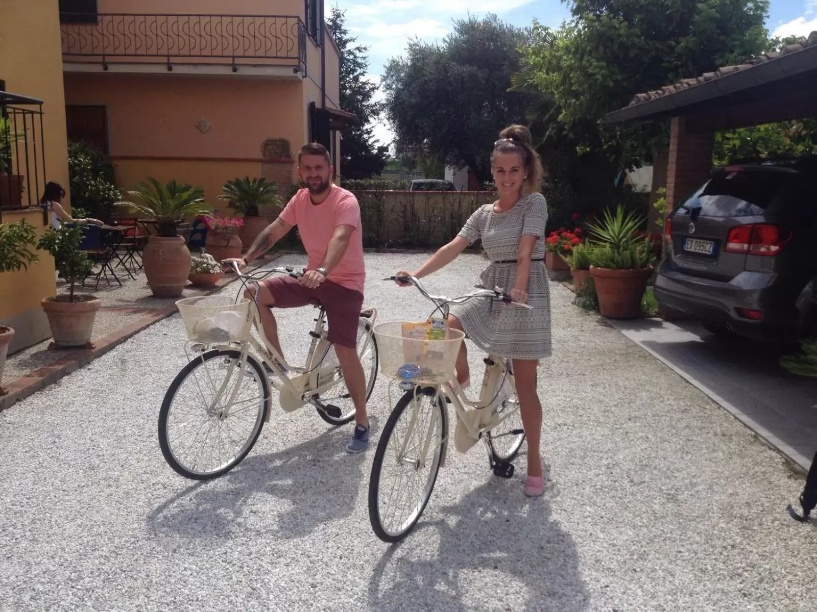 group of guests, Biking in B&B La corte di Stelio