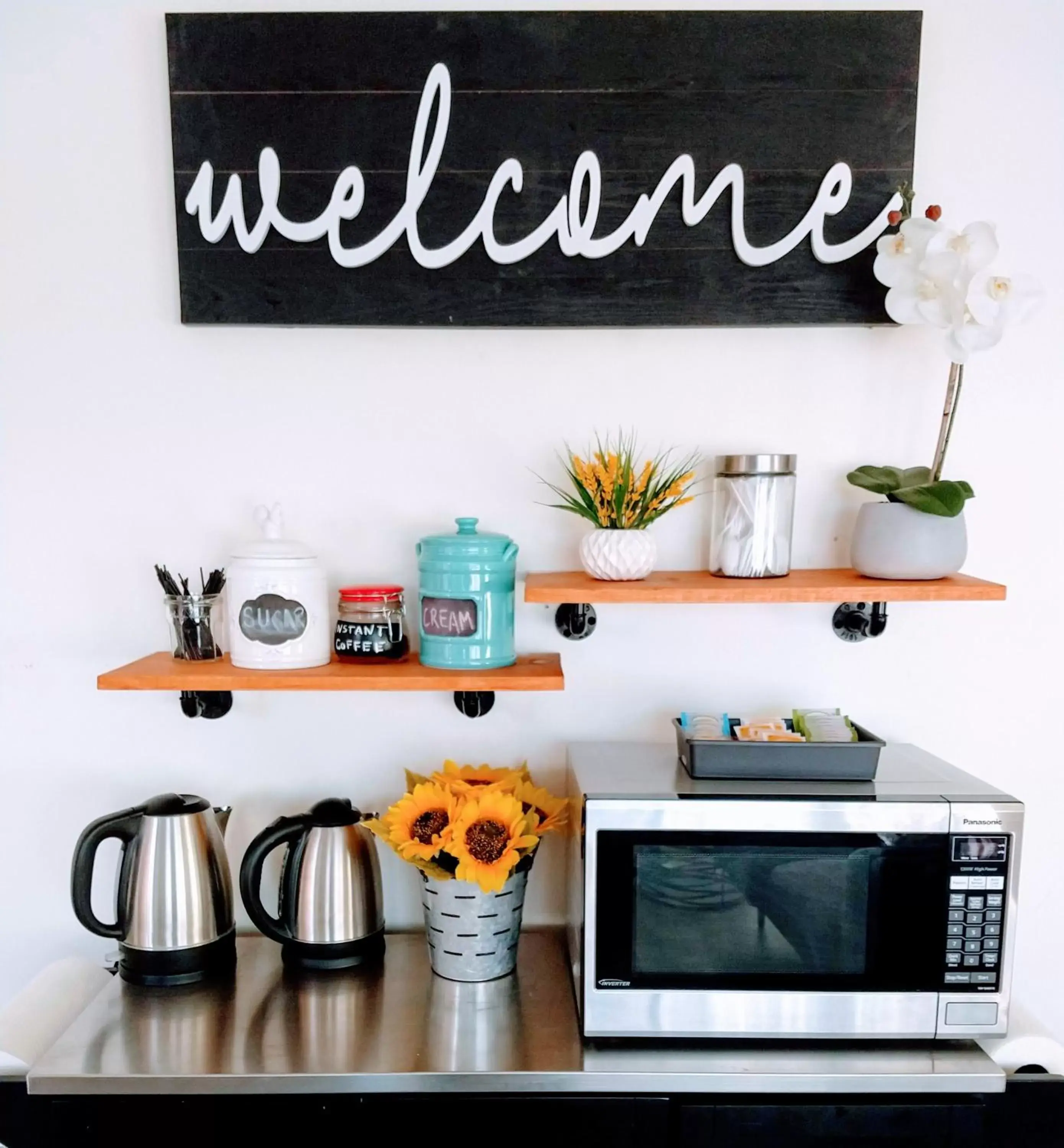 Coffee/tea facilities, Kitchen/Kitchenette in Anchor Pointe Inn