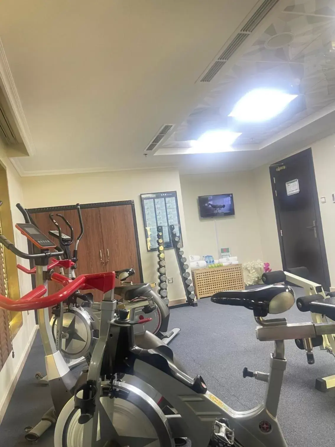 Fitness Center/Facilities in AG Hotel