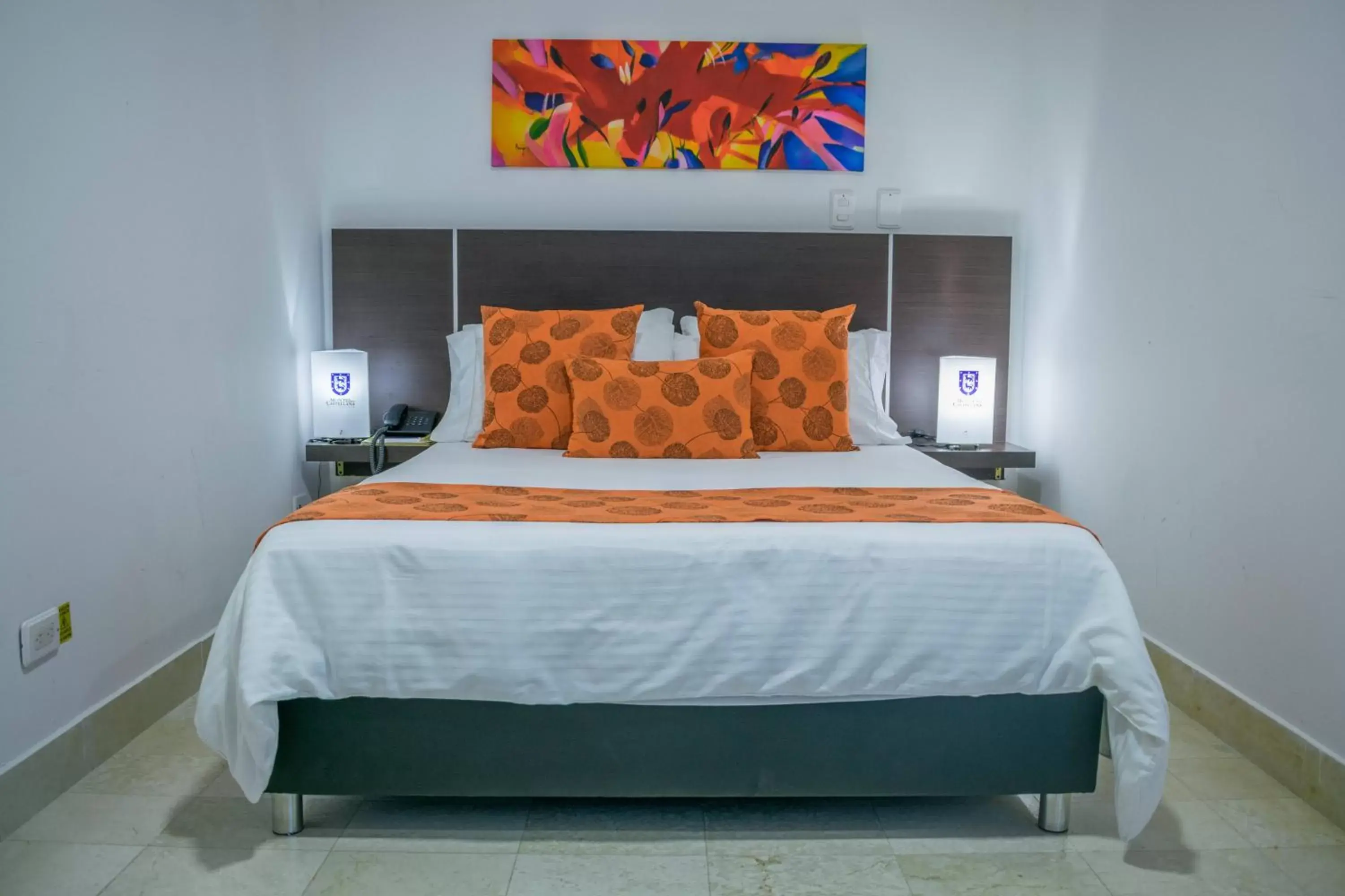Bedroom, Bed in Hotel Montes De La Castellana