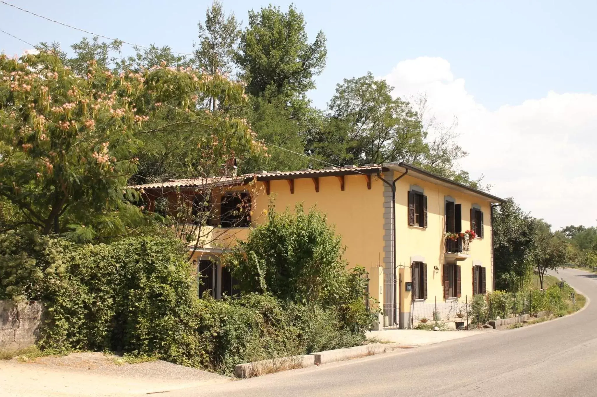 Facade/entrance, Property Building in Casa Radiosa