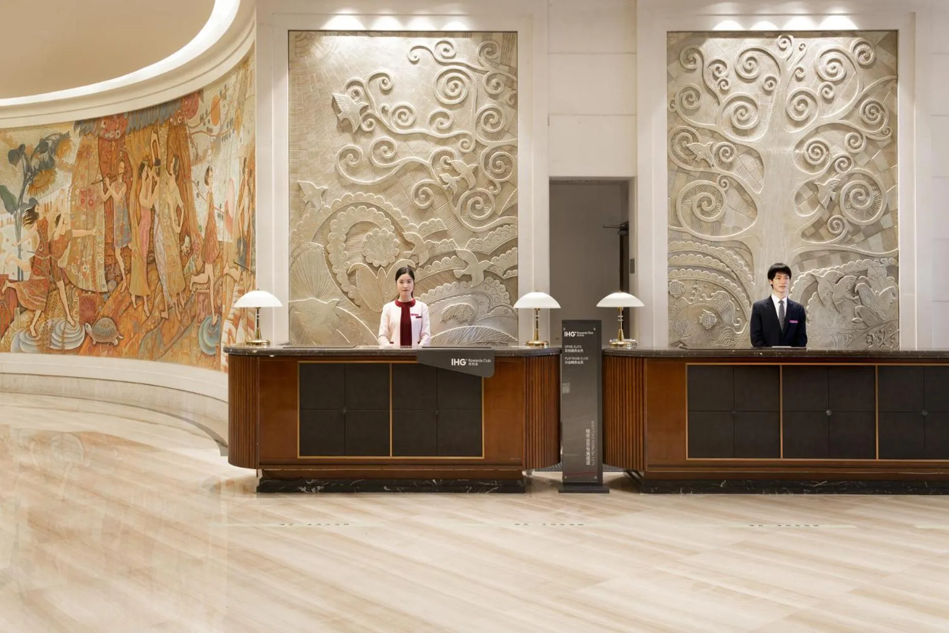 Lobby or reception in Crowne Plaza Nanchang Riverside, an IHG Hotel