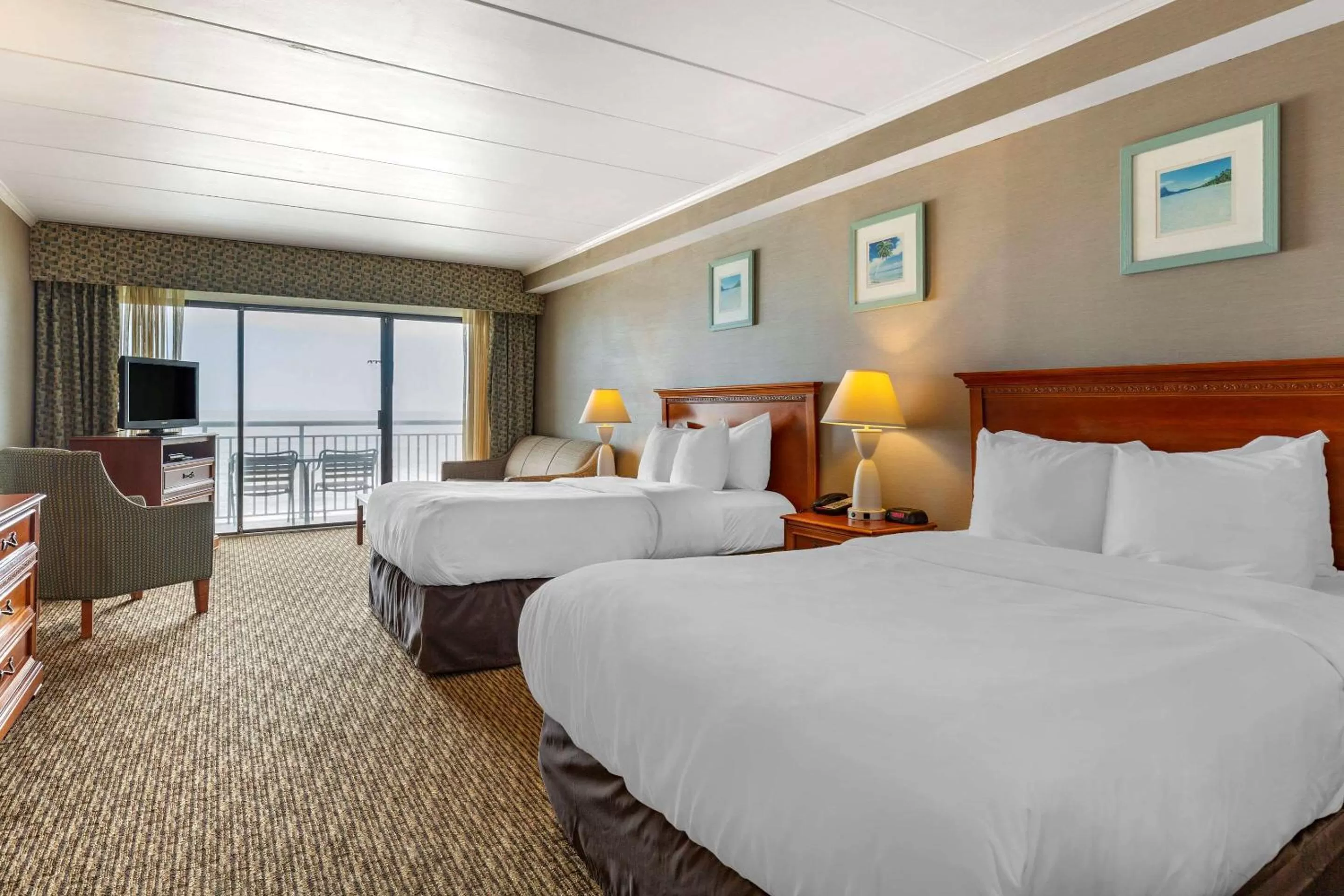 Photo of the whole room, Bed in Quality Inn Boardwalk