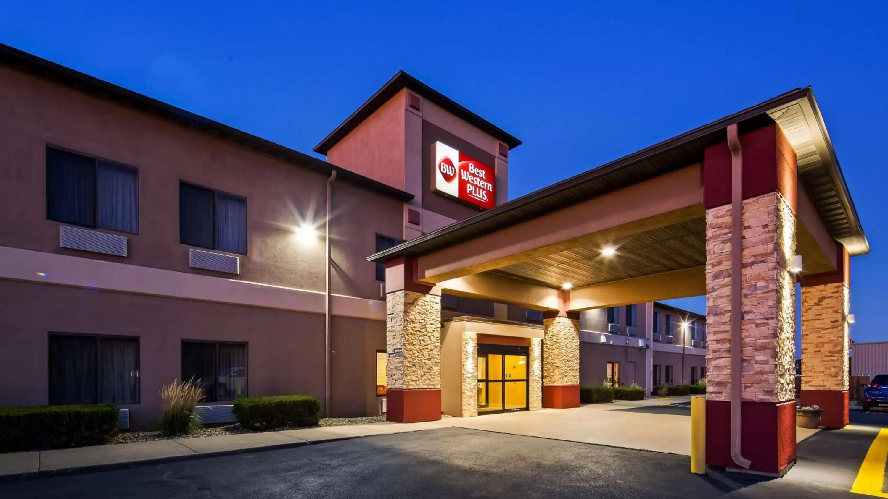 Property Building in Best Western Plus Albert Lea I-90/I-35 Hotel