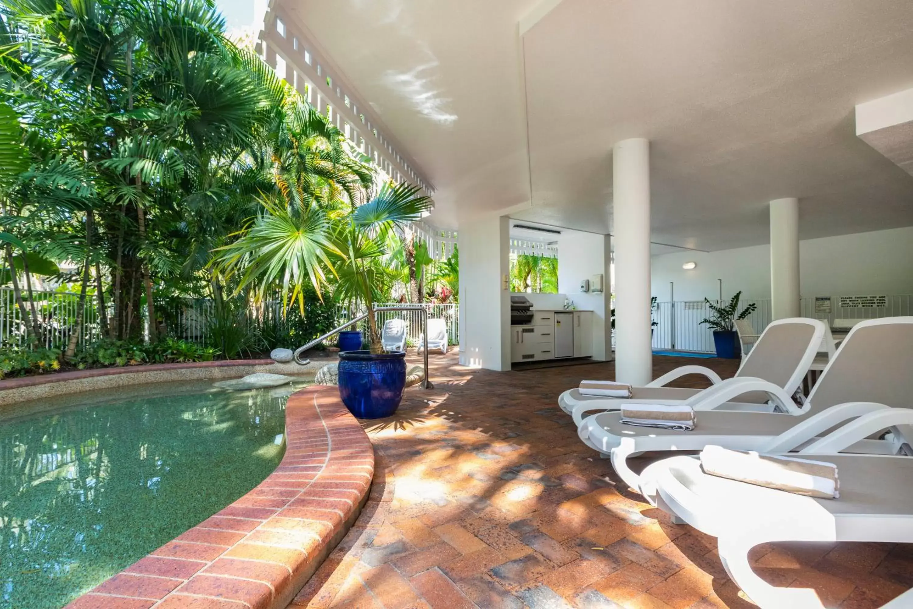 Swimming Pool in The White House Port Douglas