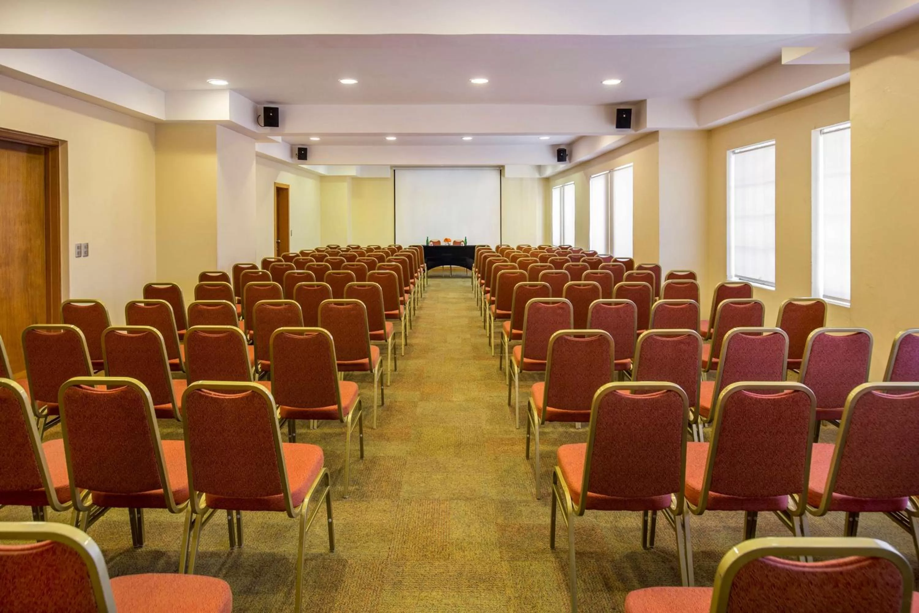 Business facilities in Best Western Marina del Rey