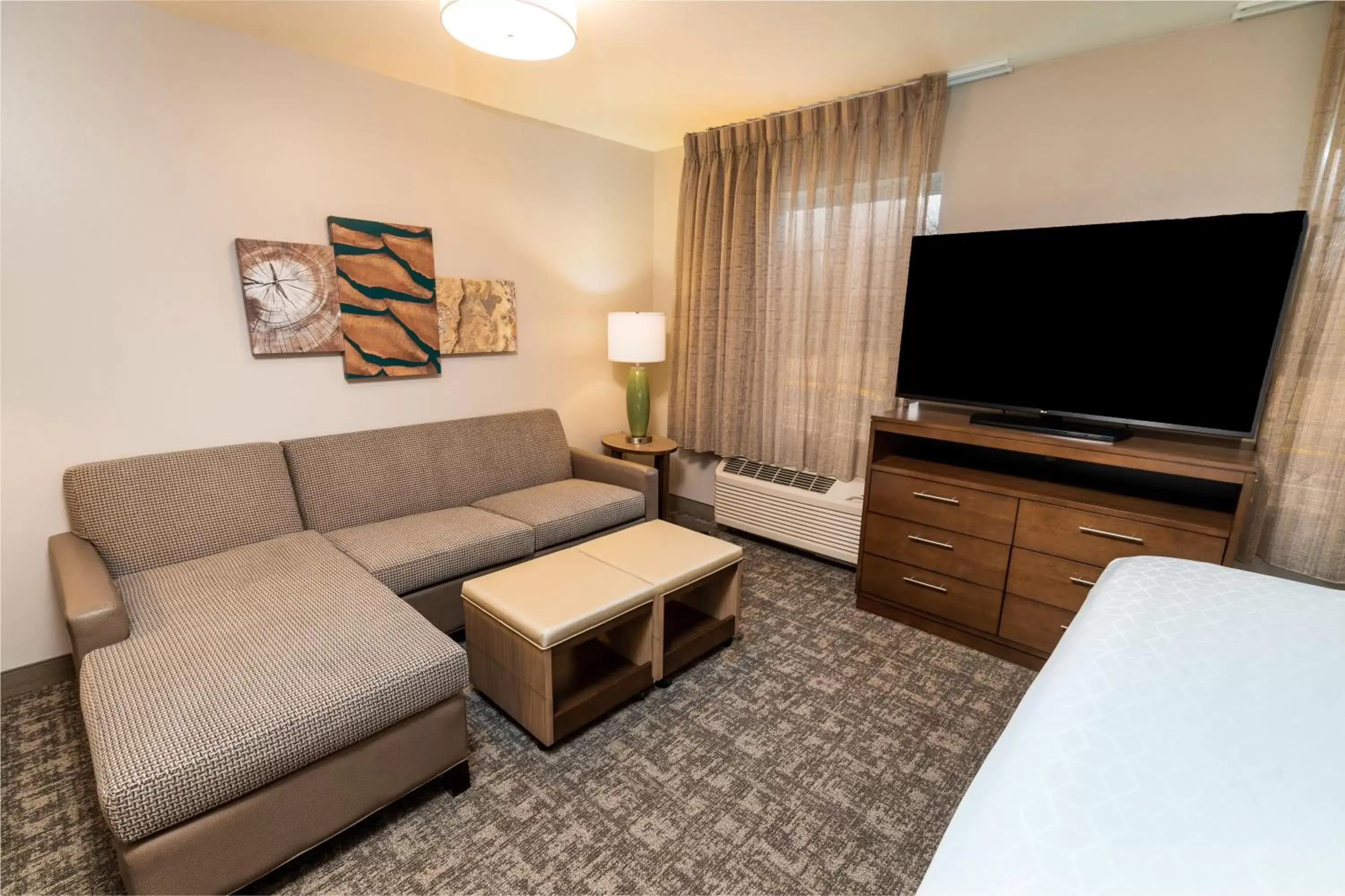Photo of the whole room, Seating Area in Staybridge Suites - Washington DC East - Largo, an IHG Hotel