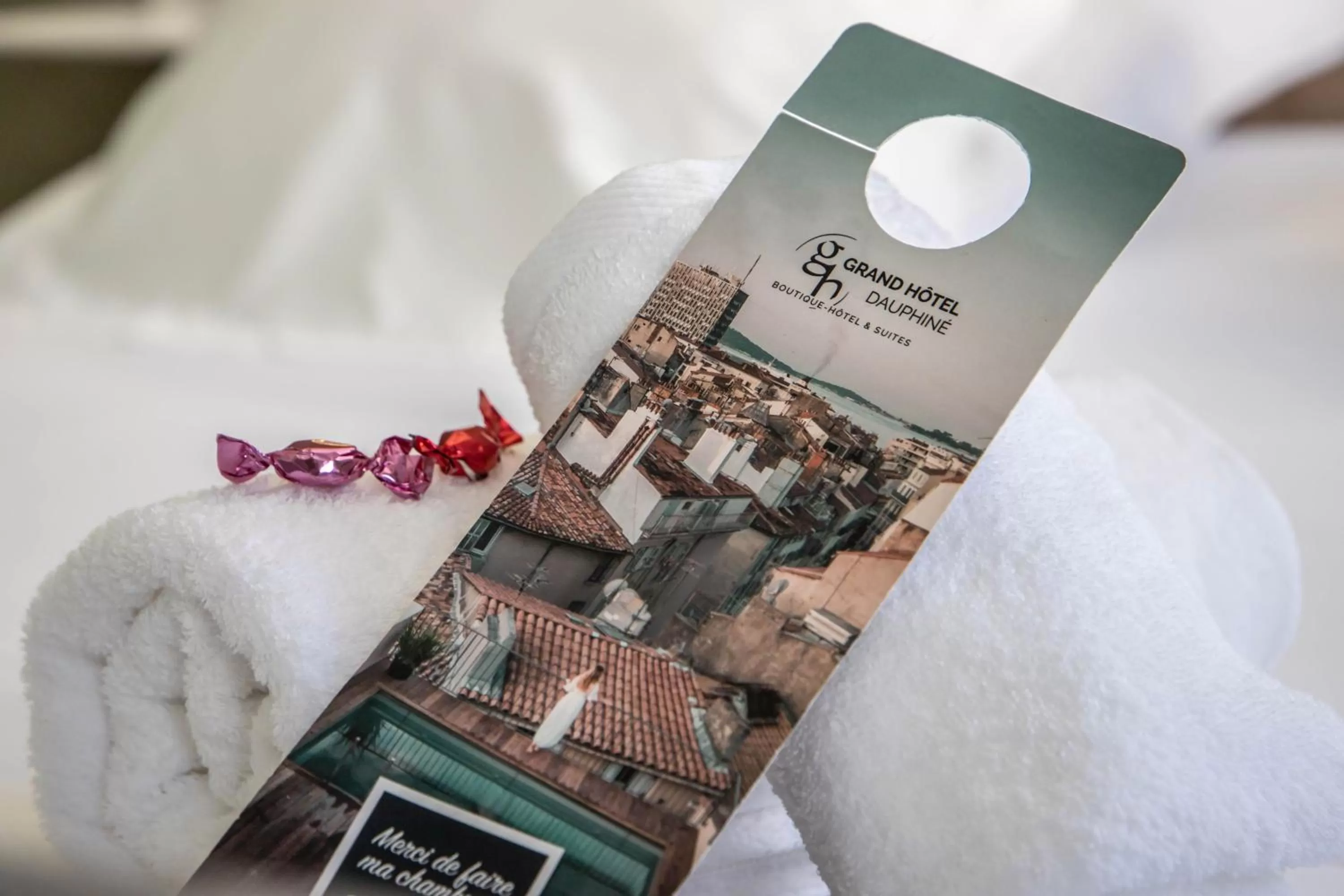 Bedroom in Grand Hôtel Dauphiné Toulon, Boutique Hôtel & Suites