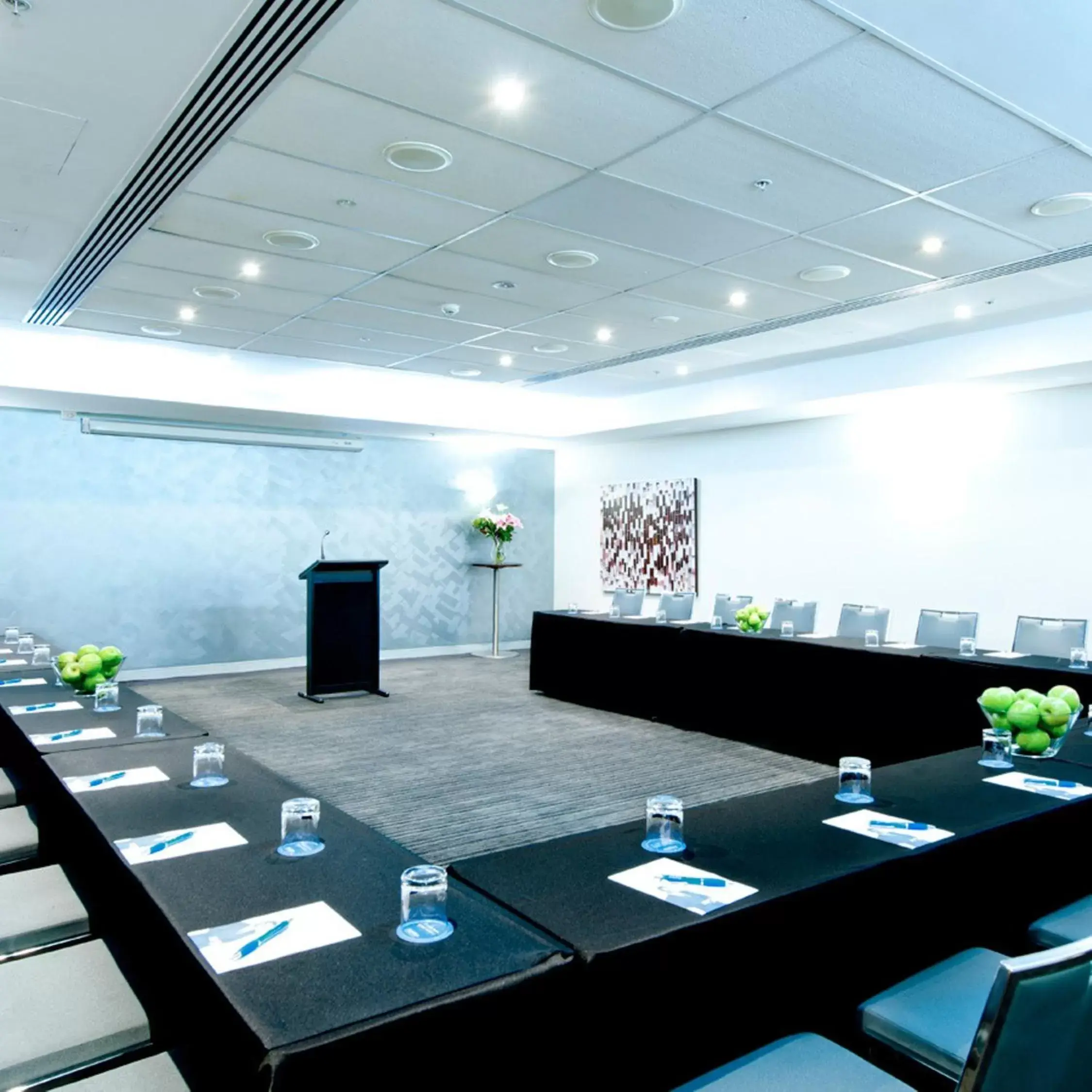 Business facilities in Mantra Chatswood