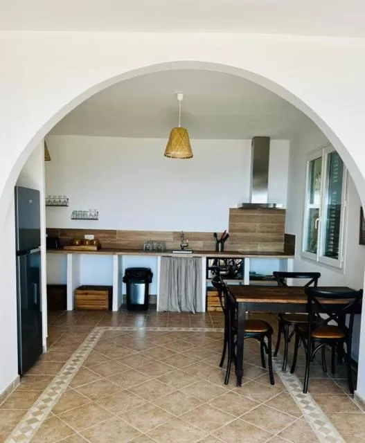 Kitchen/Kitchenette in Oro Biancu