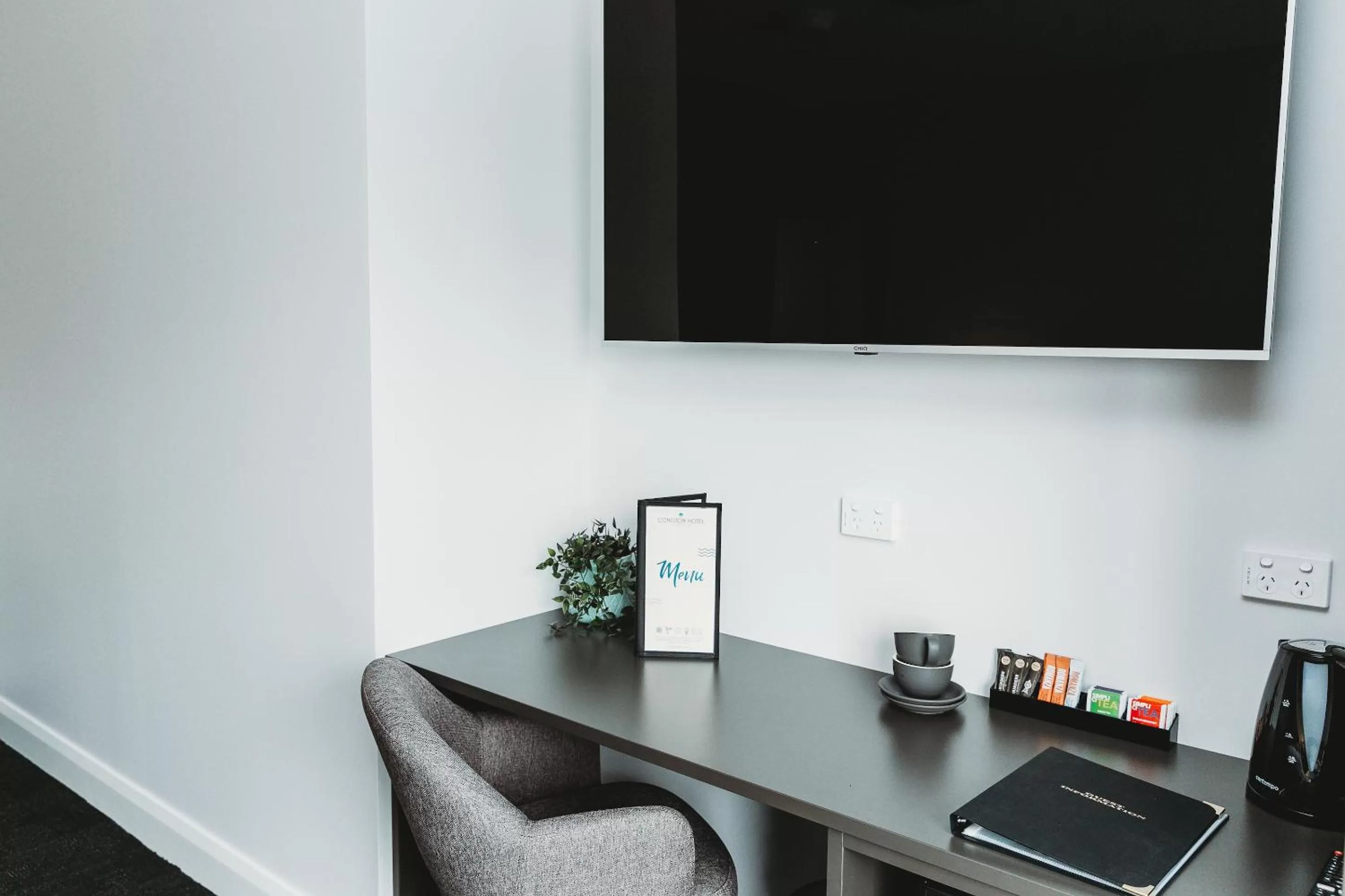 Bedroom in Coniston Hotel Wollongong