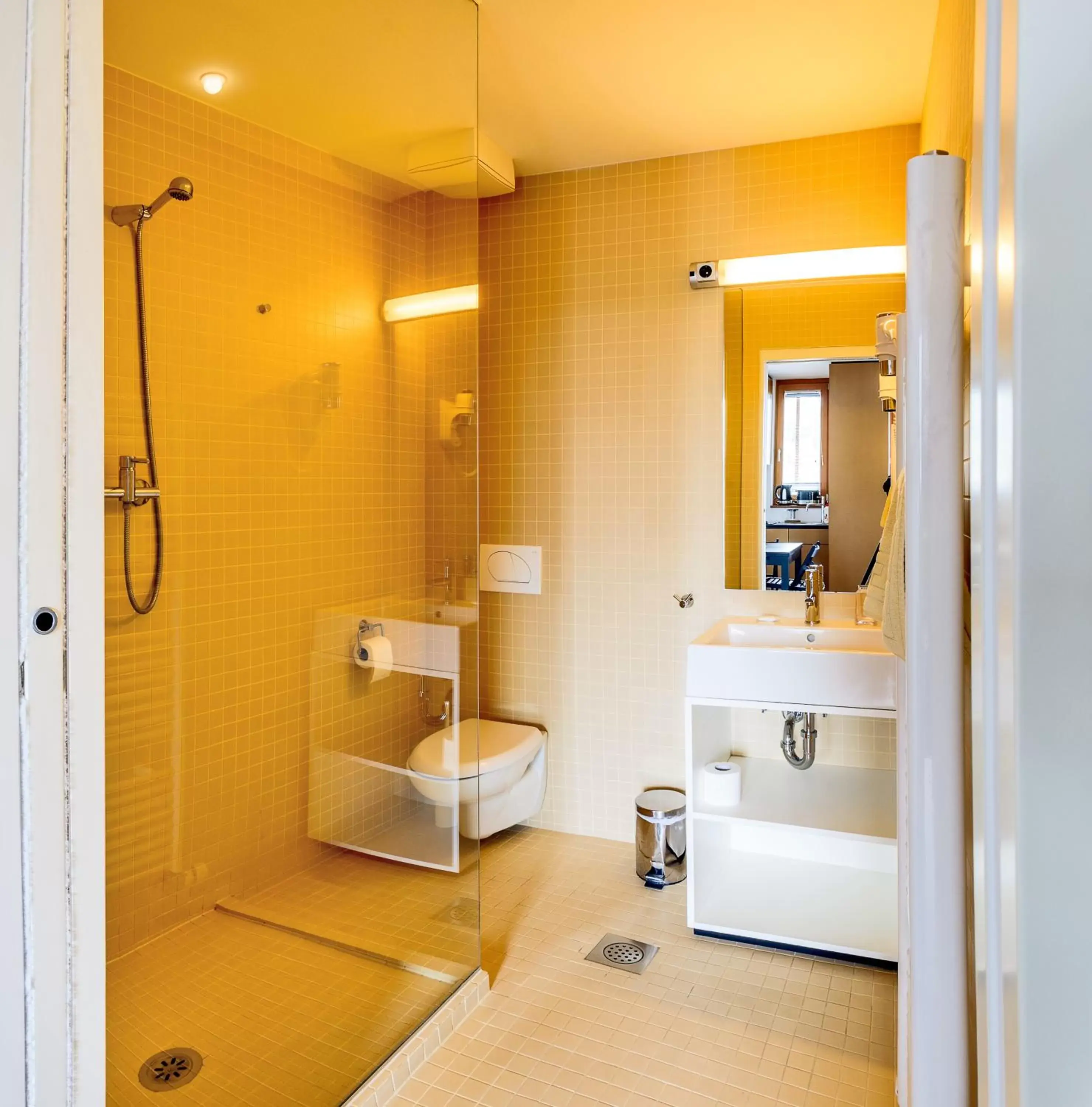 Shower, Bathroom in Hotel Sanje ob Soči ***/****