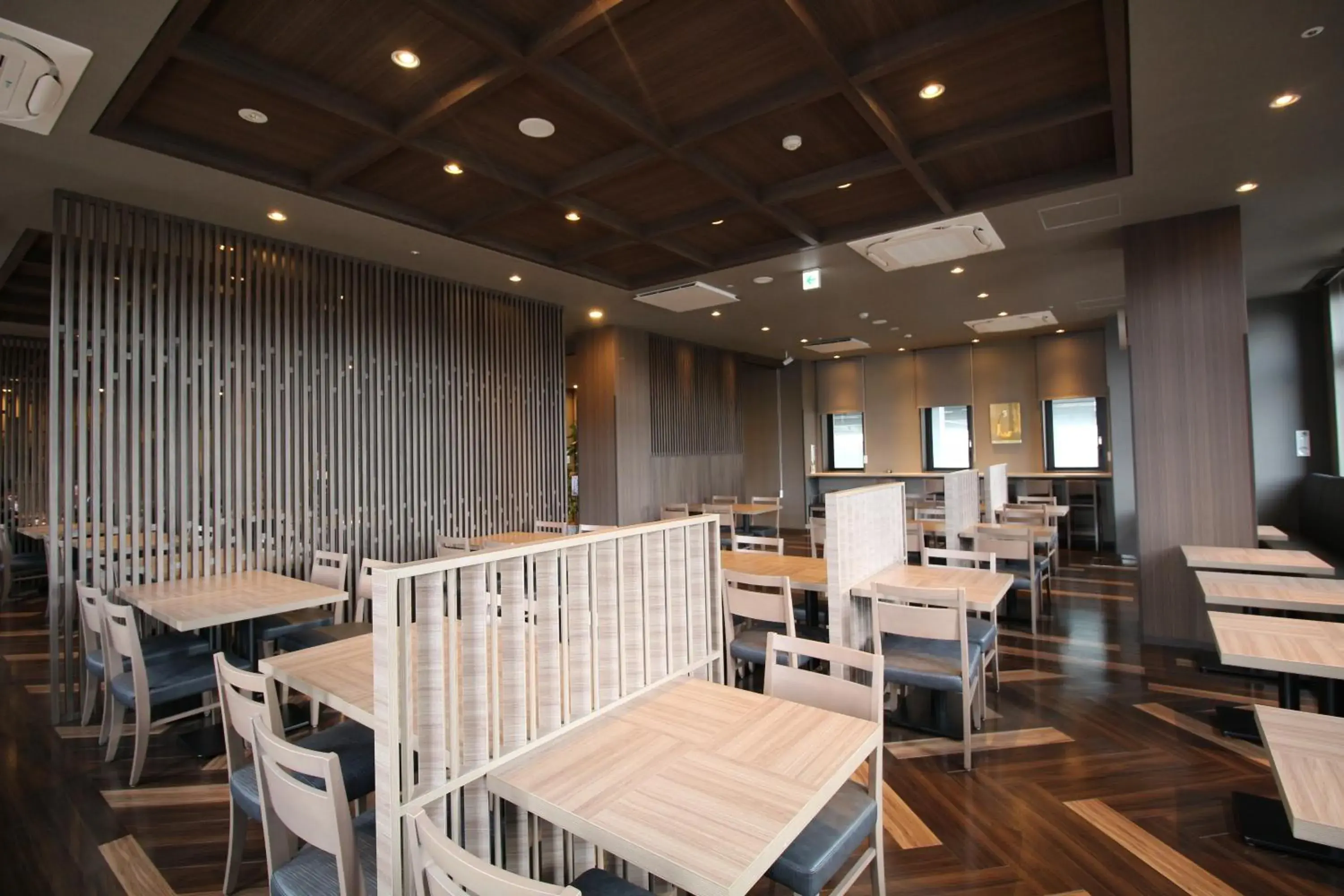 Restaurant/Places to Eat in Hotel Route Inn Sendai Higashi