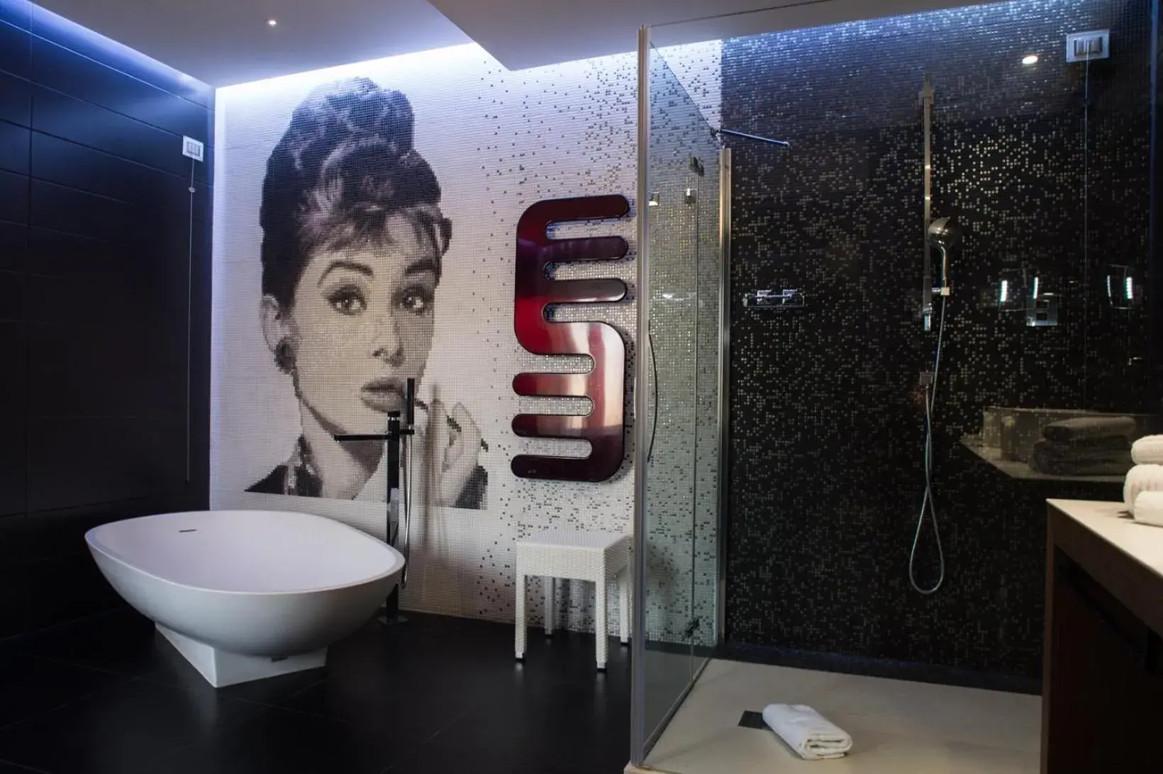 Shower, Bathroom in Diva Luxury Hotel