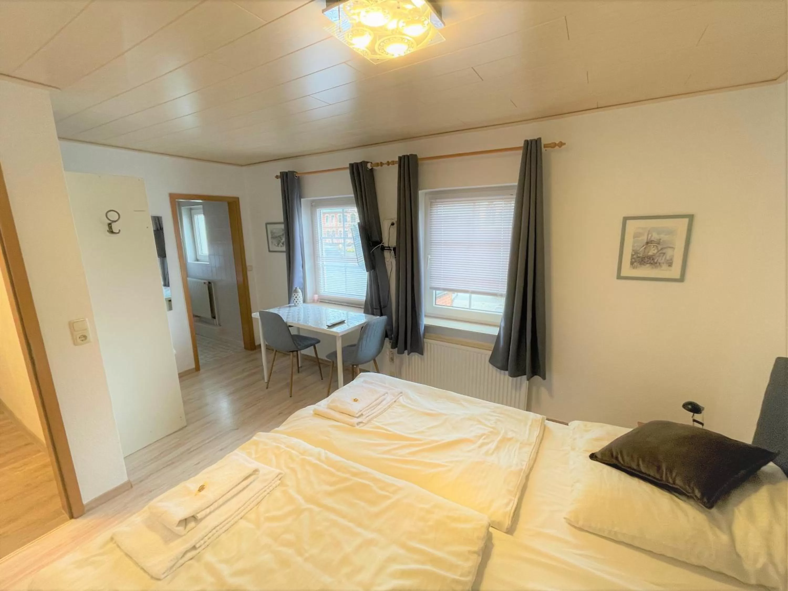 Bed in Ellada Restaurant & Hotel