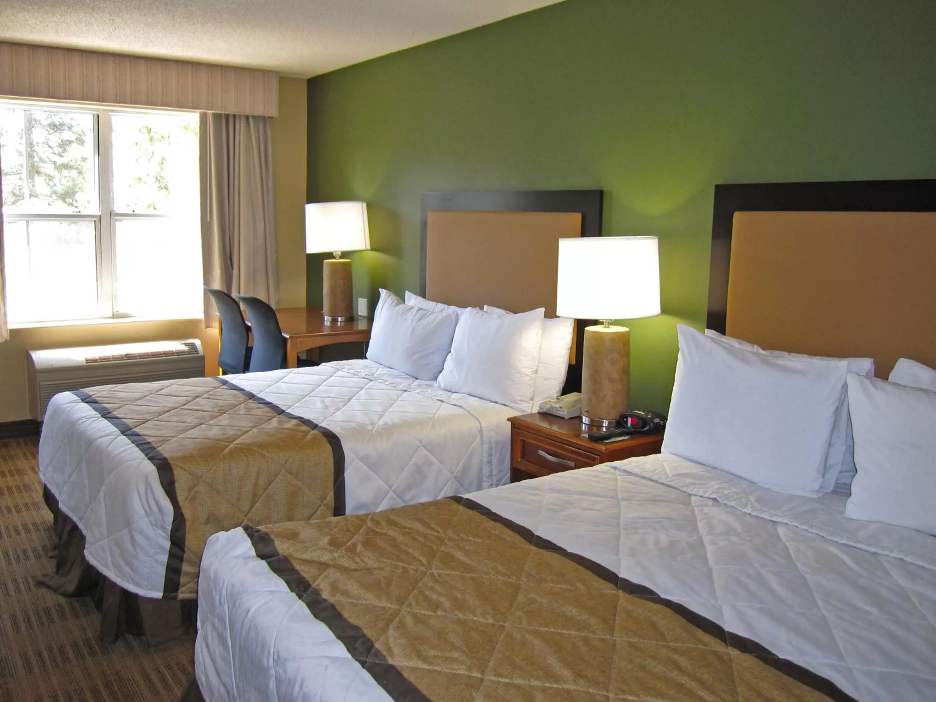 Bed in Extended Stay America Suites - Dayton - South