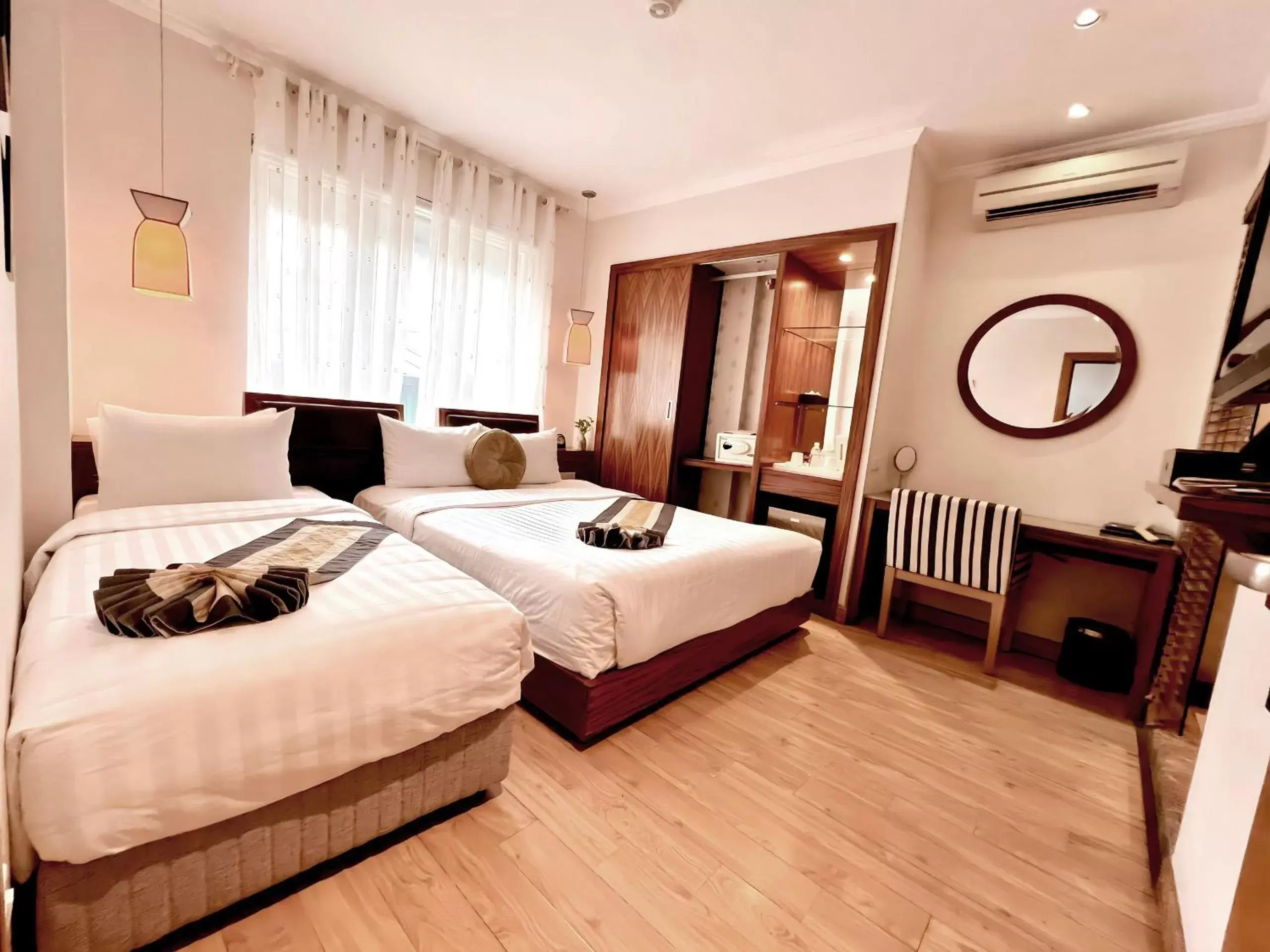 Bedroom, Bed in Elite Central Hotel Hanoi