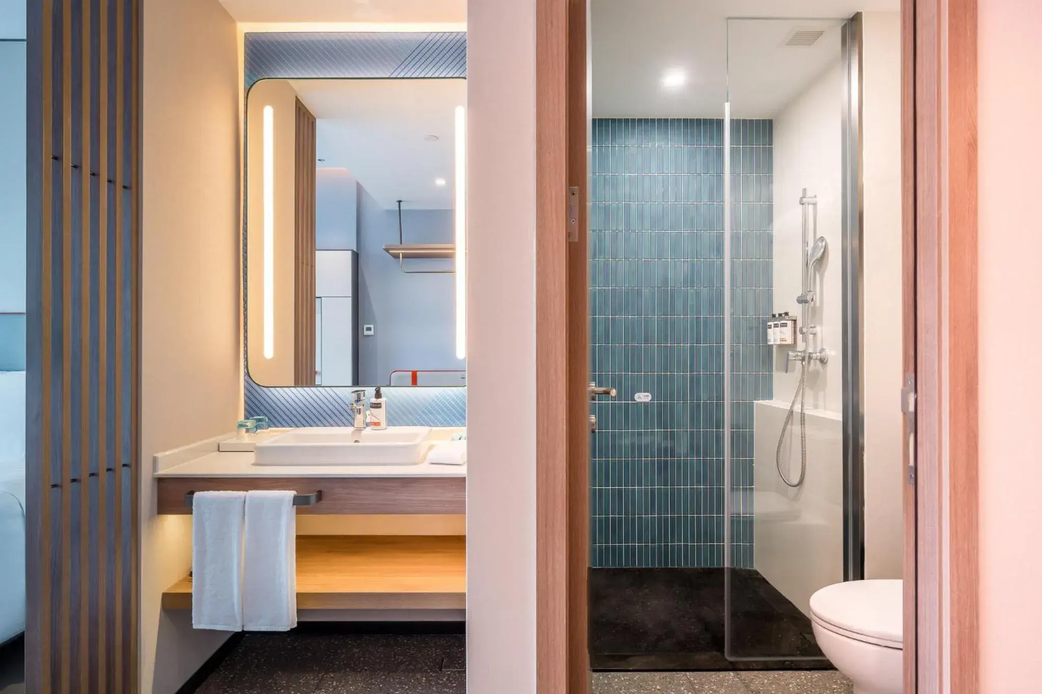 Bathroom in Holiday Inn Express Jiangmen East Station, an IHG Hotel