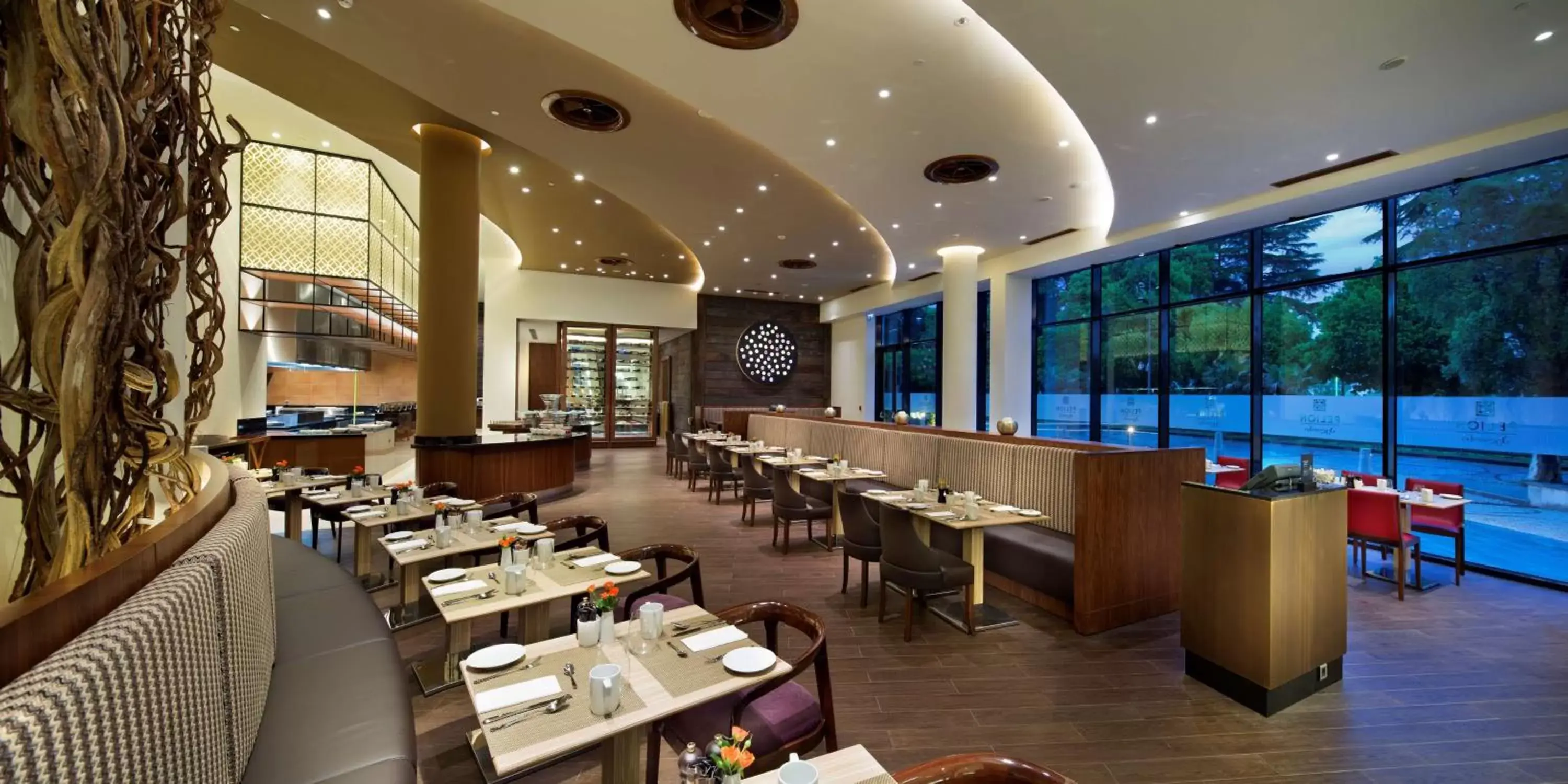 Restaurant/Places to Eat in Hilton Batumi