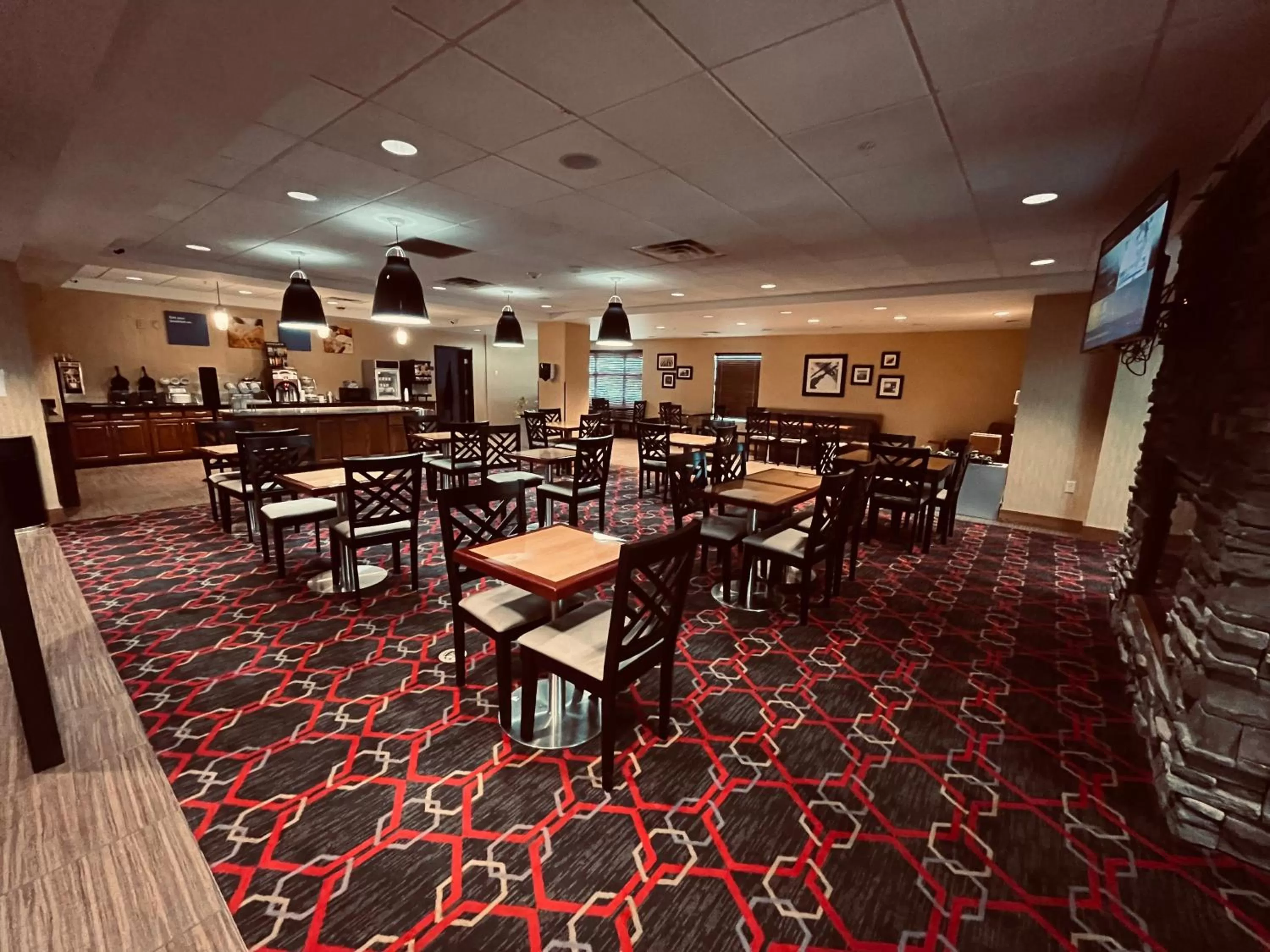 Restaurant/places to eat in Sonesta Essential Minot