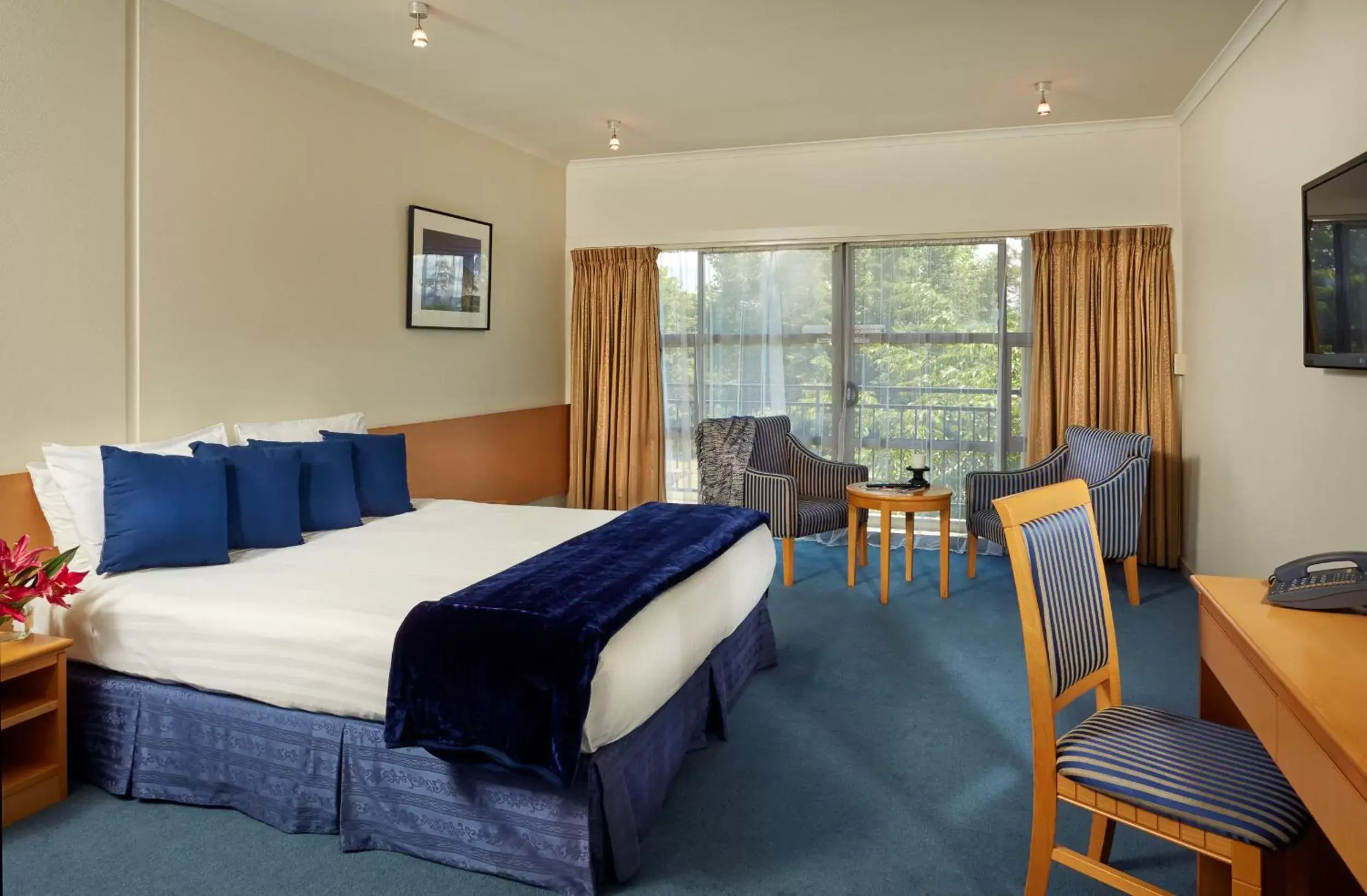 Bedroom in Saxton Lodge Motel