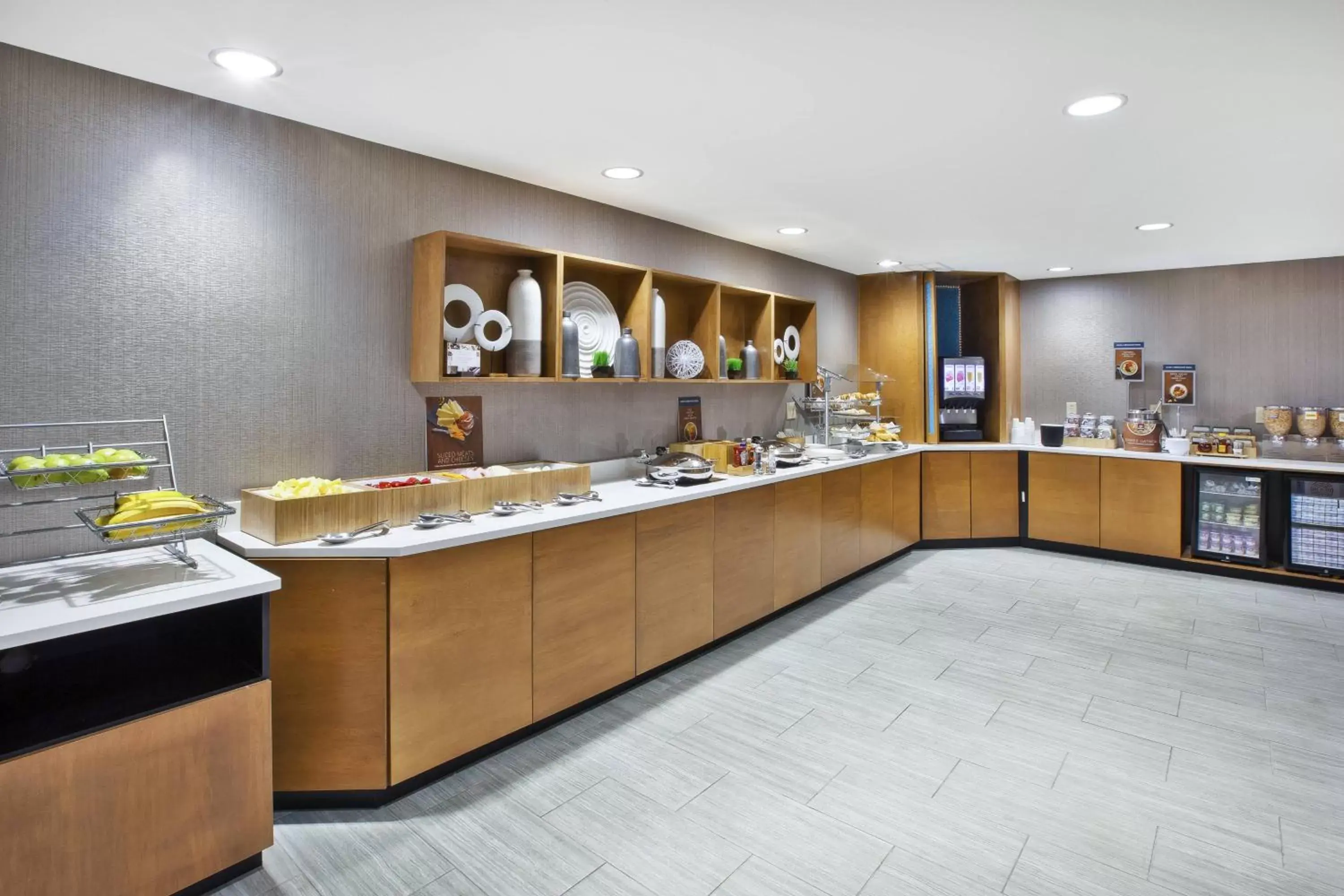 Breakfast, Restaurant/Places to Eat in SpringHill Suites Minneapolis-St. Paul Airport/Eagan