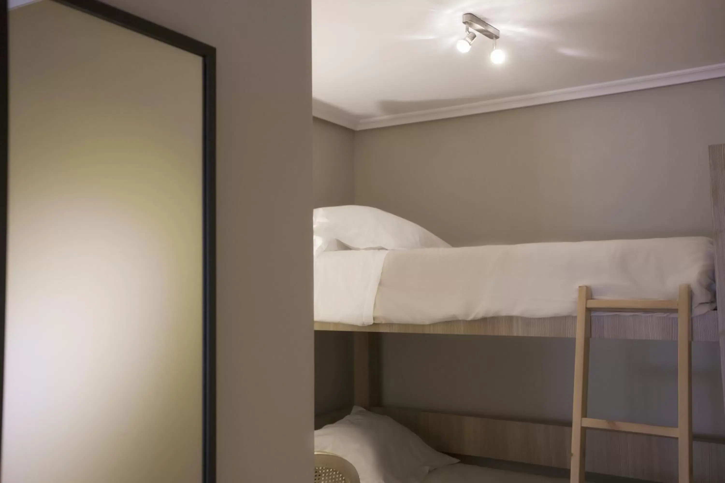 Decorative detail, Bunk Bed in Hotel Los Lagos Nature