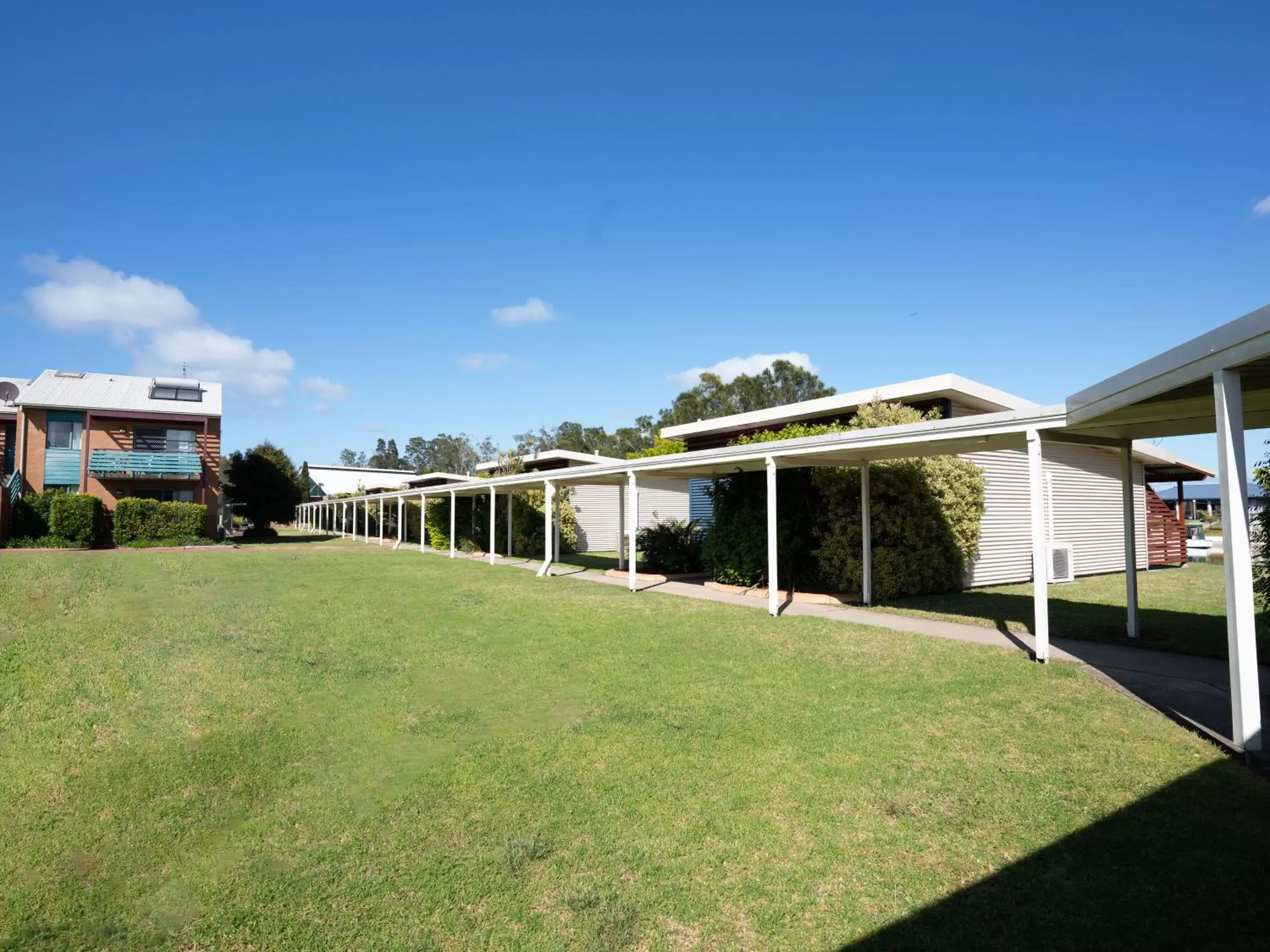 Garden, Property Building in Mounties @ Sussex