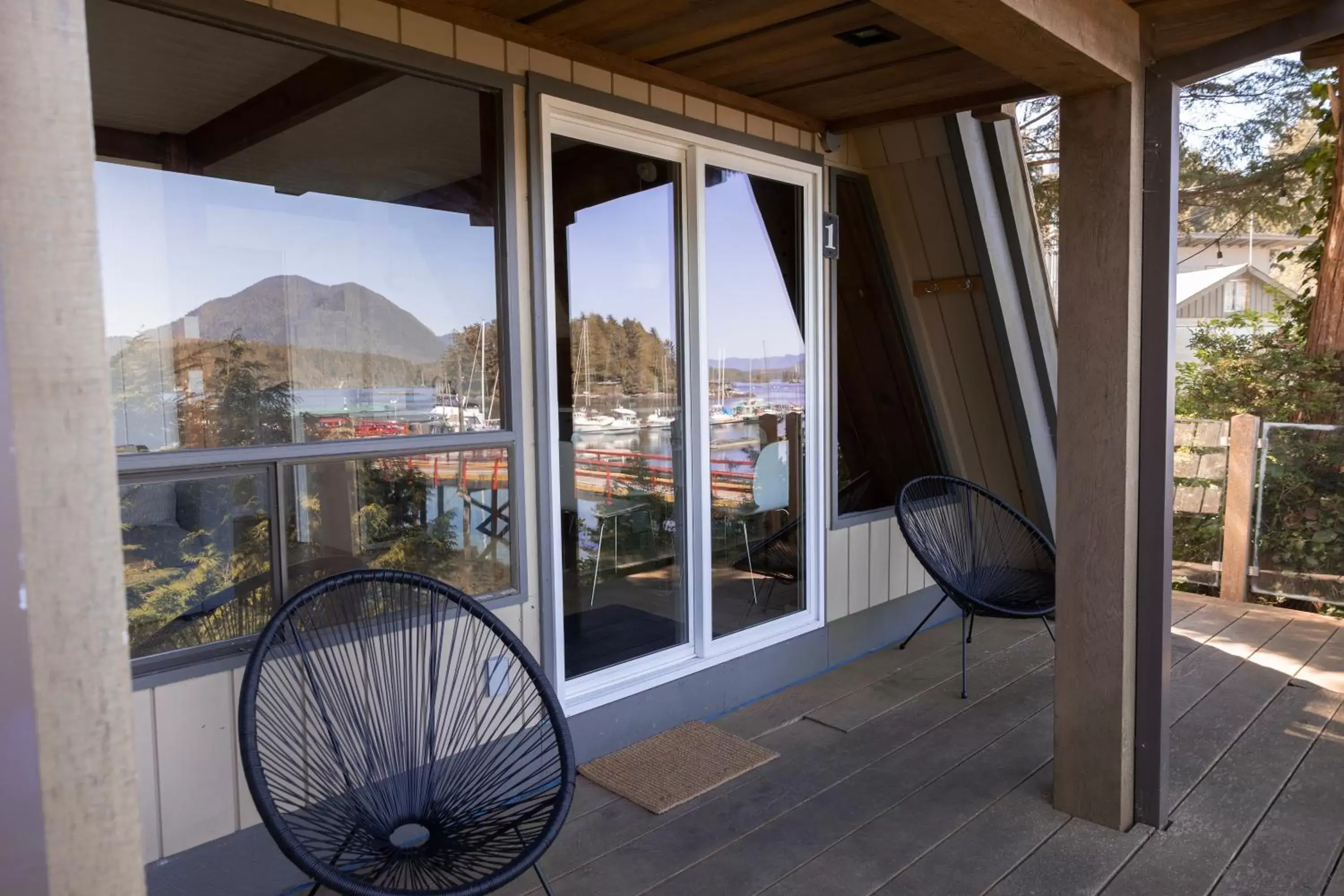 Balcony/Terrace in The Shoreline Tofino