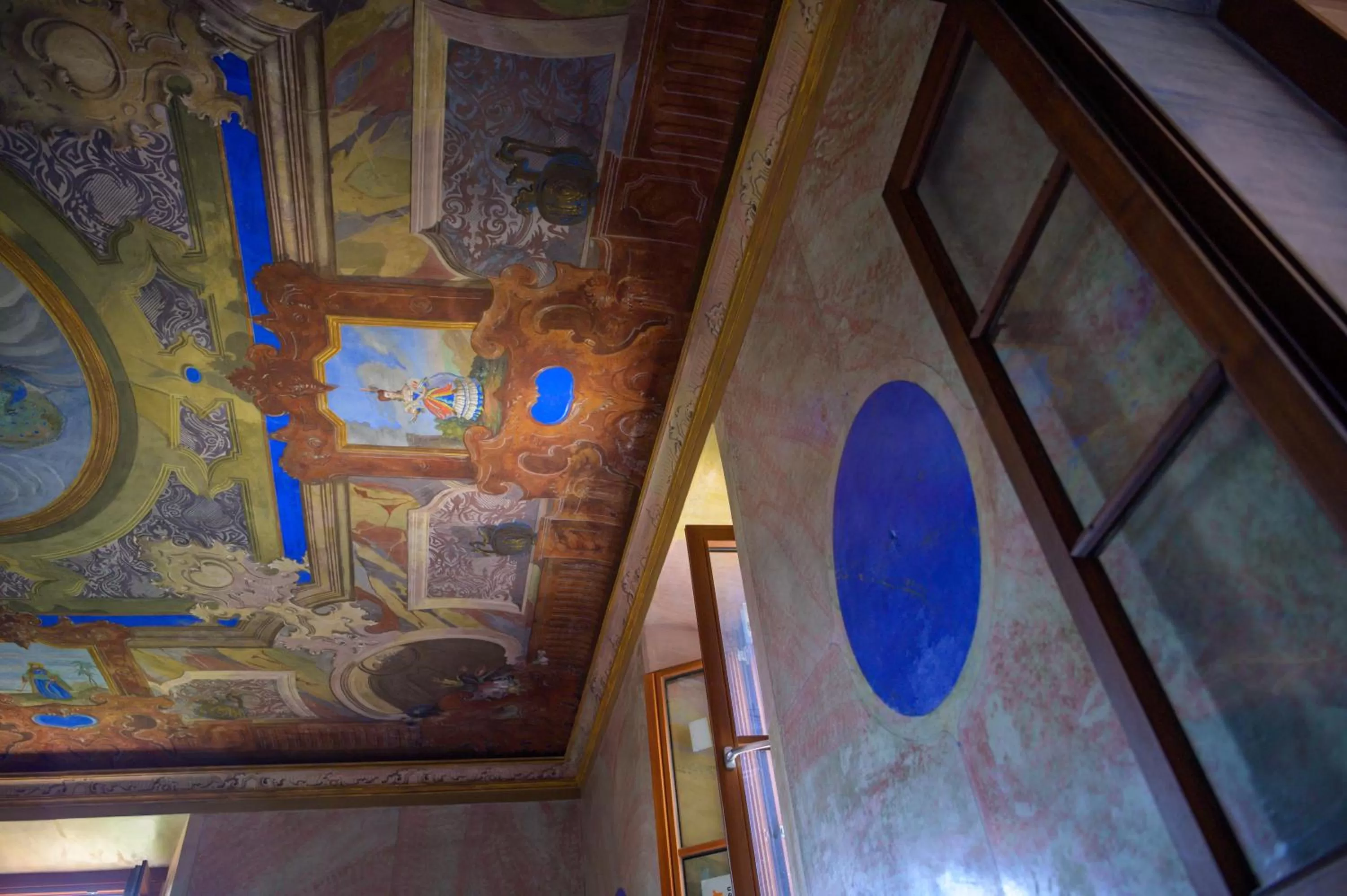 Decorative detail in Bigatt Hotel & Restaurant