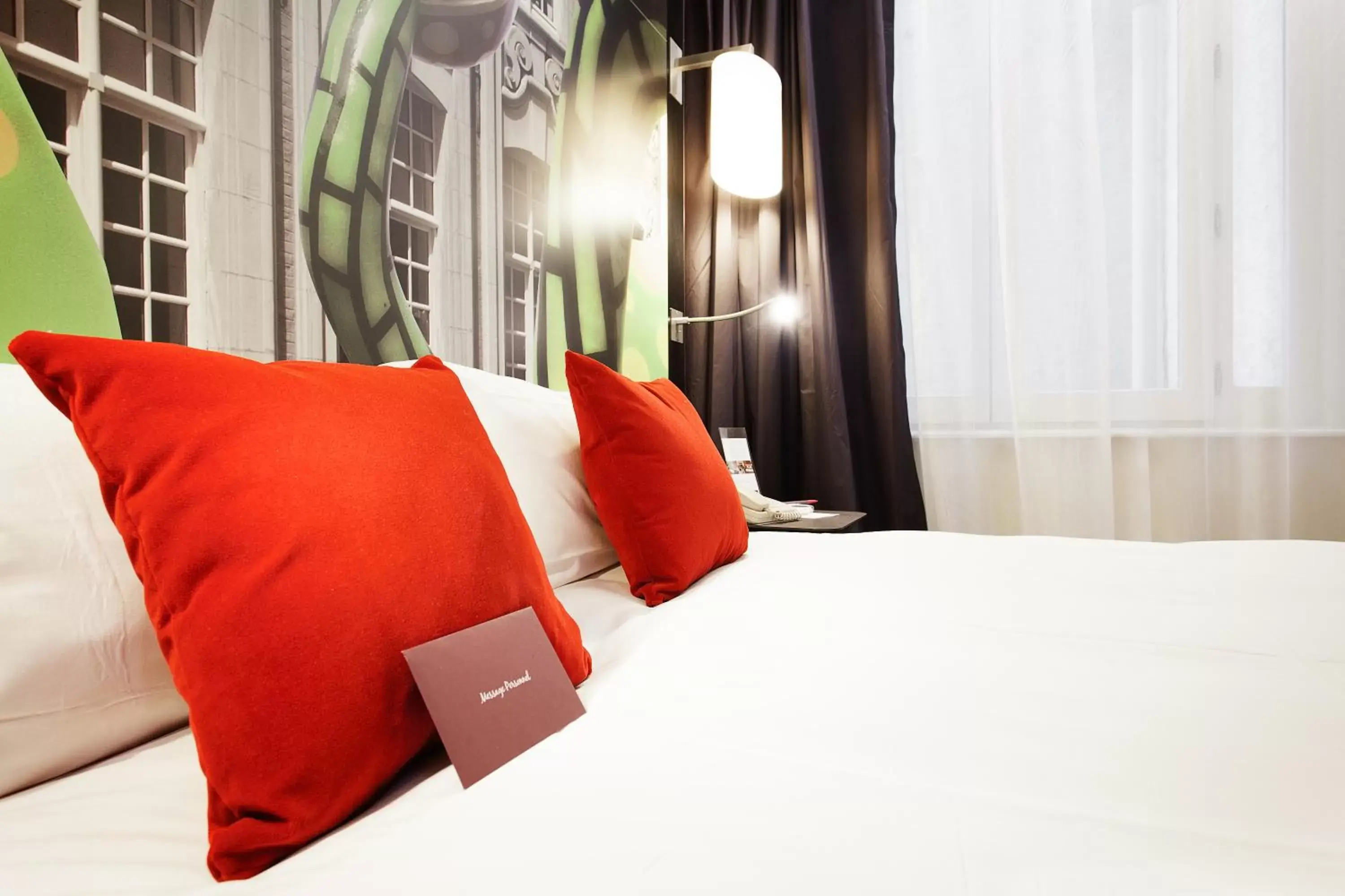 Bed in Mercure Lille Centre Grand Place