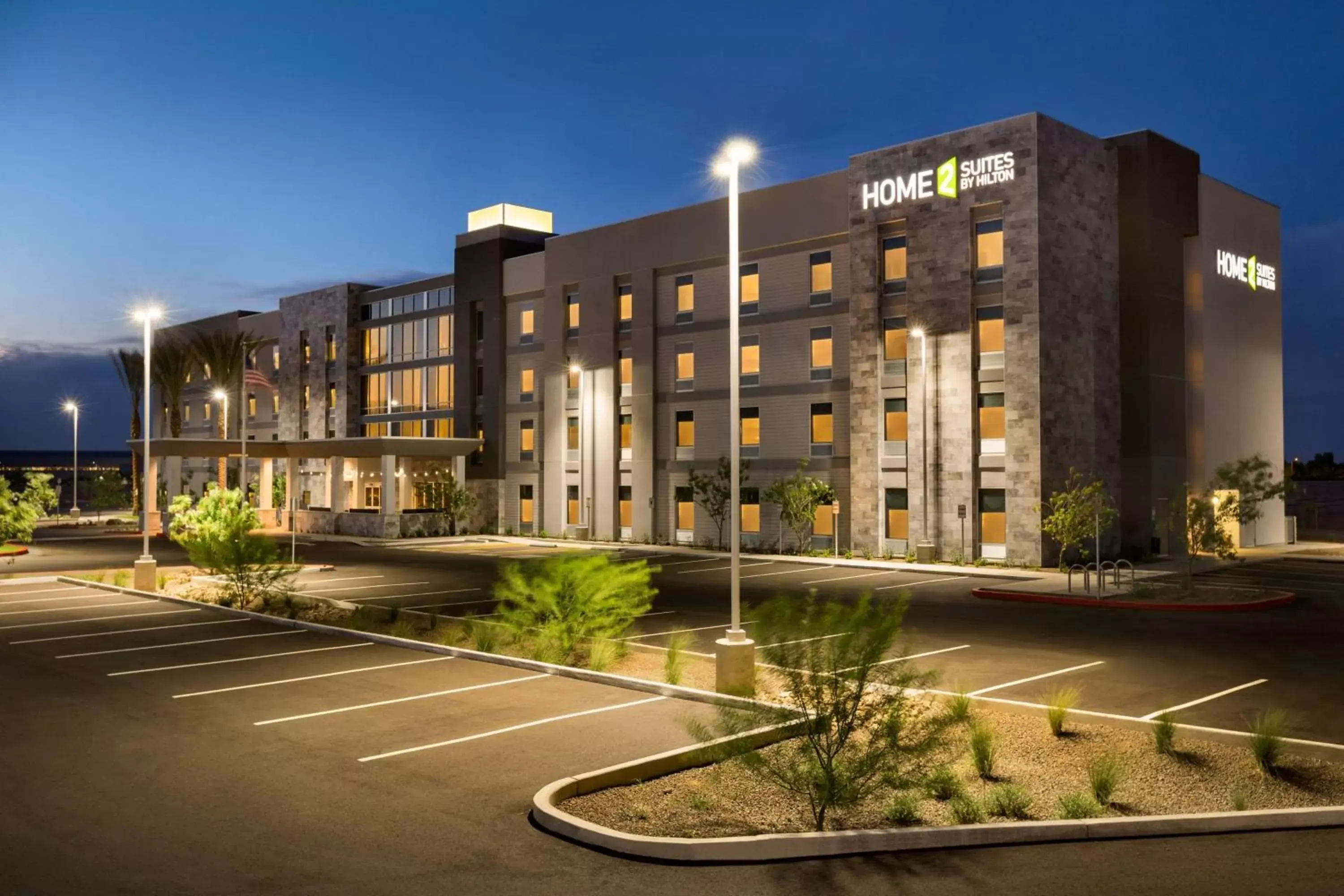 Property Building in Home2 Suites by Hilton Phoenix Chandler
