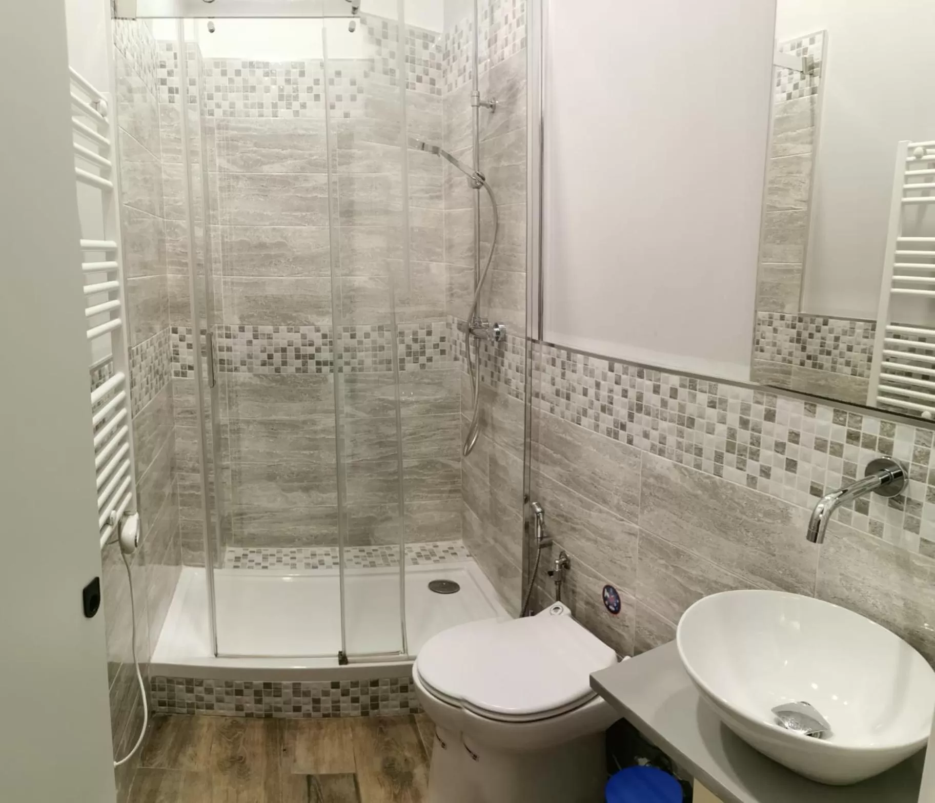 Shower in B&B BARBERA