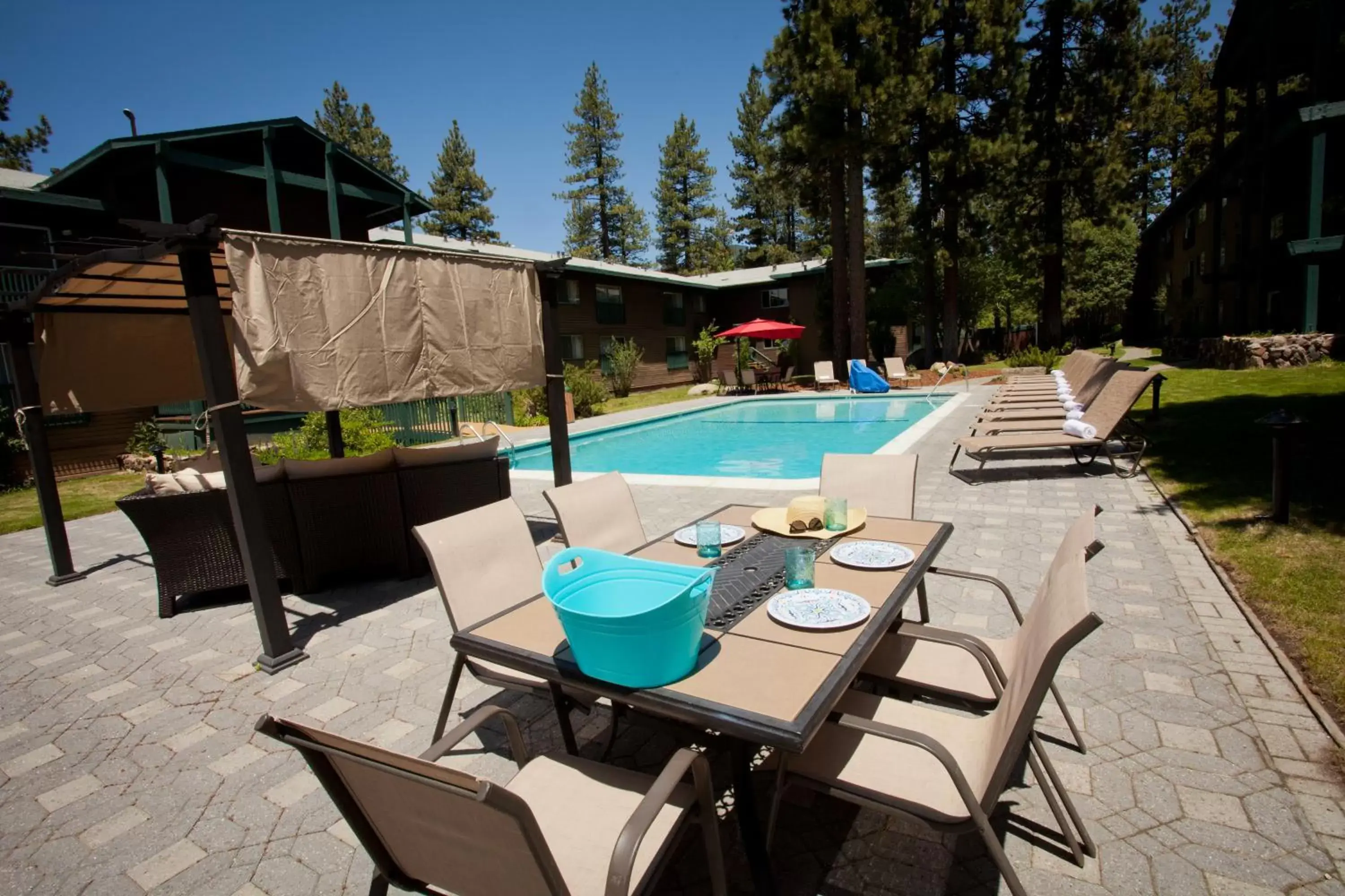 Patio, Swimming Pool in Forest Suites Resort at the Heavenly Village