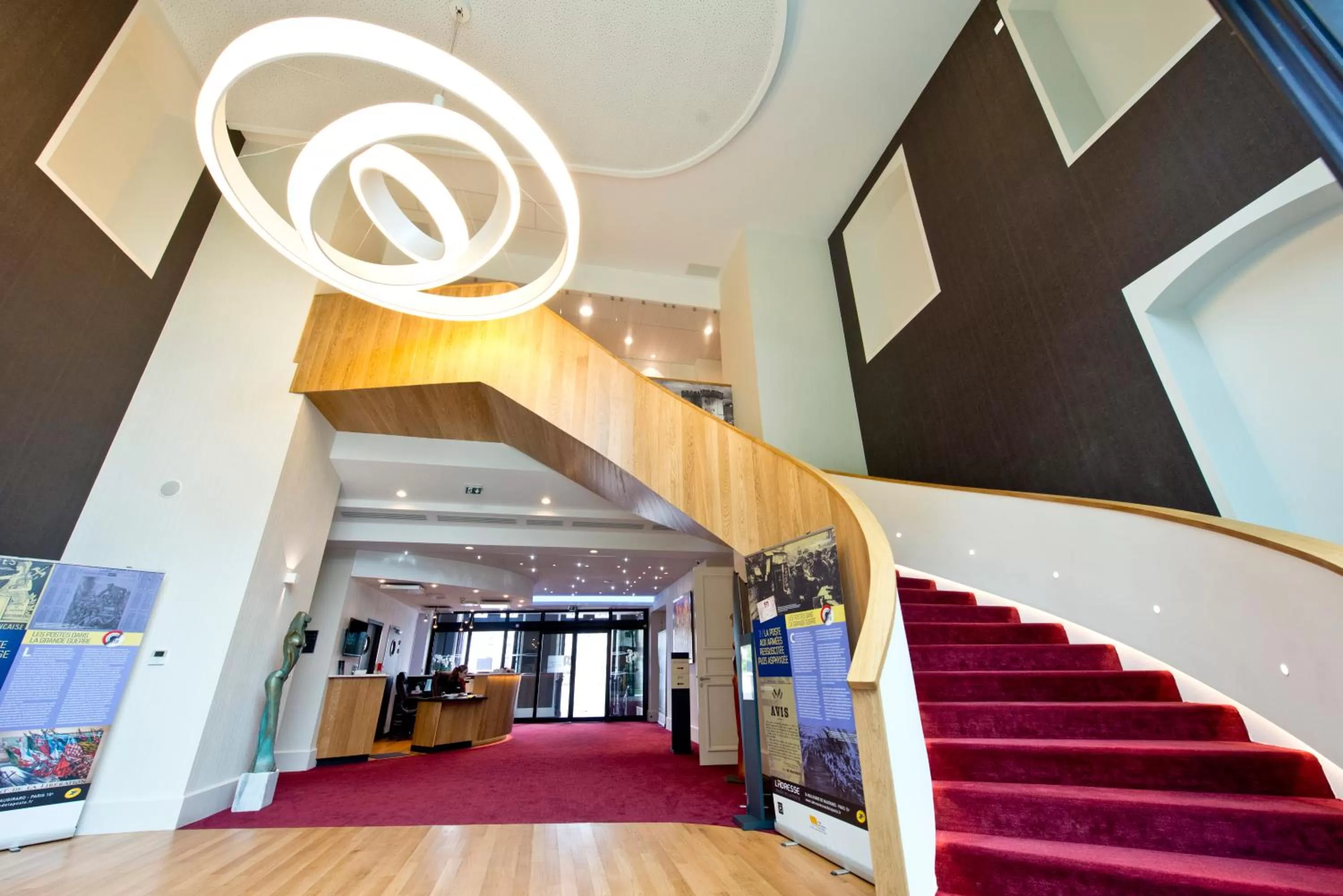 Lobby or reception in Les Jardins du Mess