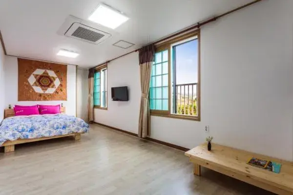 Bed in Jeju Wayo Pension Bed in Jeju Wayo Pension