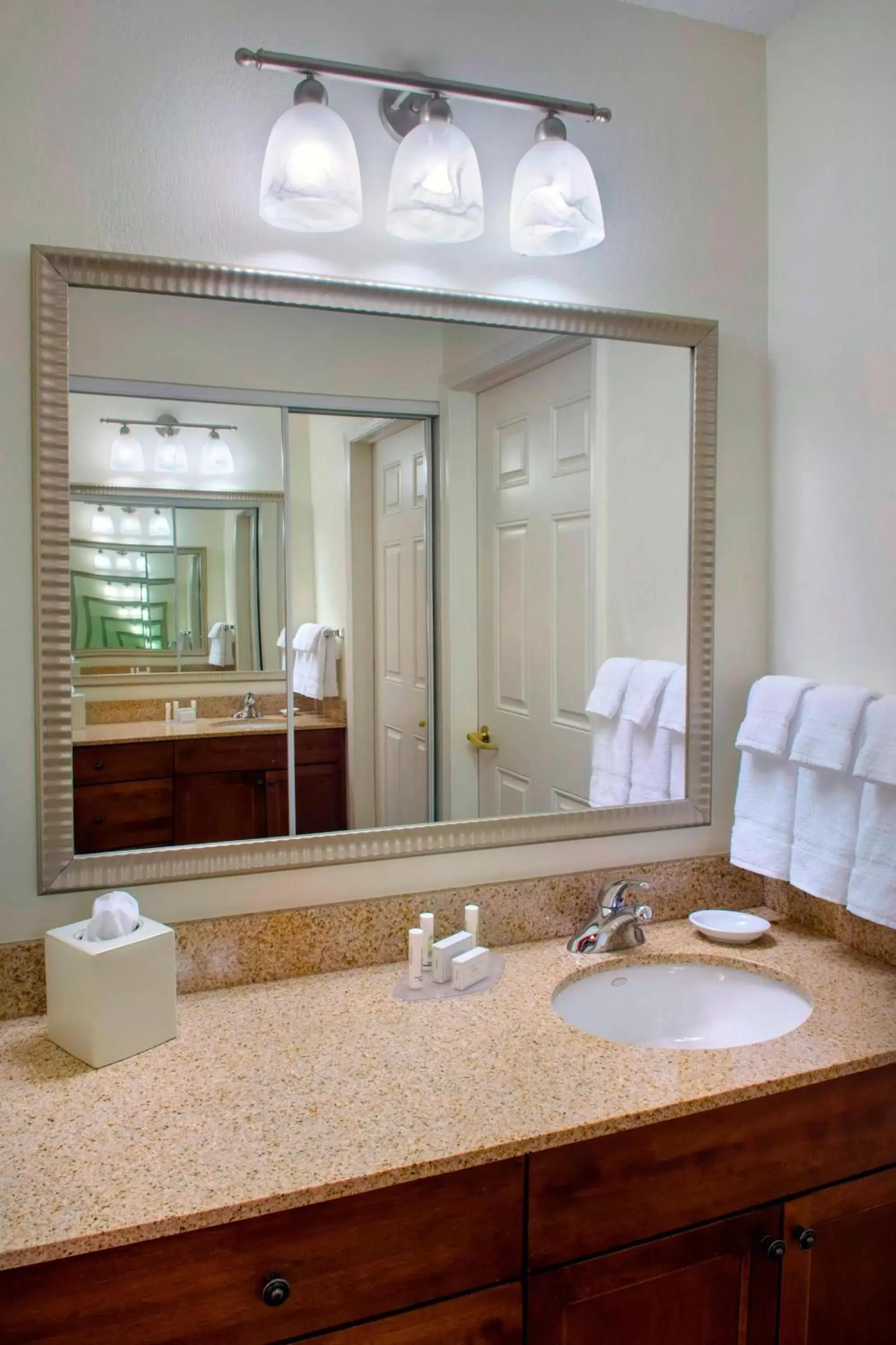 Bedroom, Bathroom in Residence Inn by Marriott Albany East Greenbush/Tech Valley