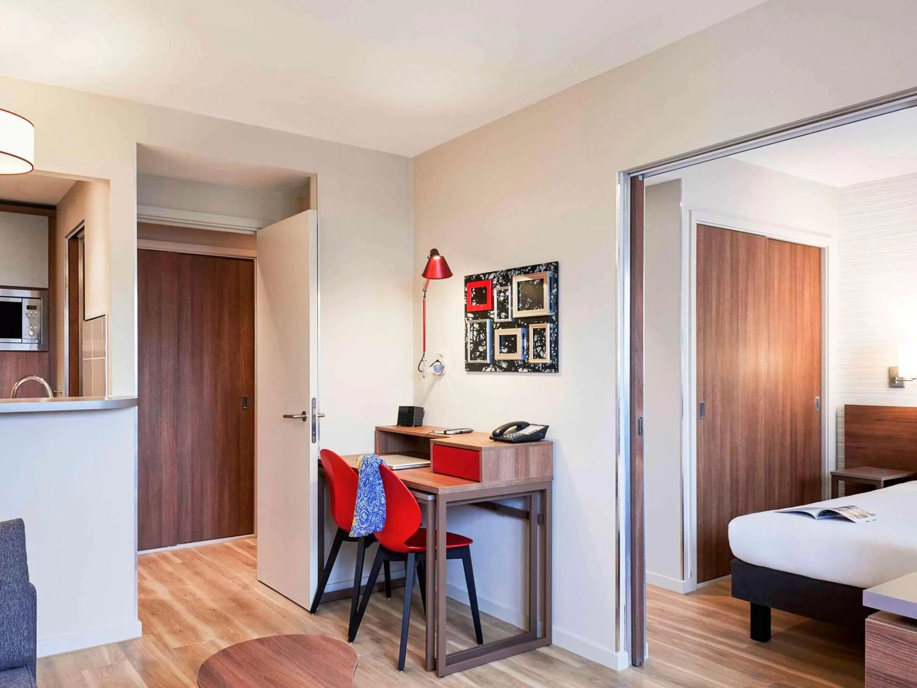 Photo of the whole room in Aparthotel Adagio Birmingham City Centre