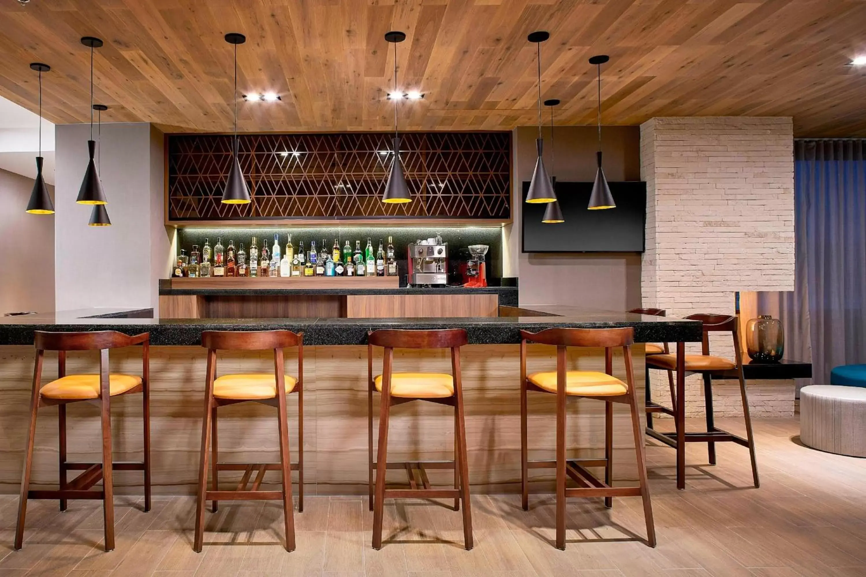Lobby or reception, Lounge/Bar in Fairfield Inn & Suites by Marriott Aguascalientes