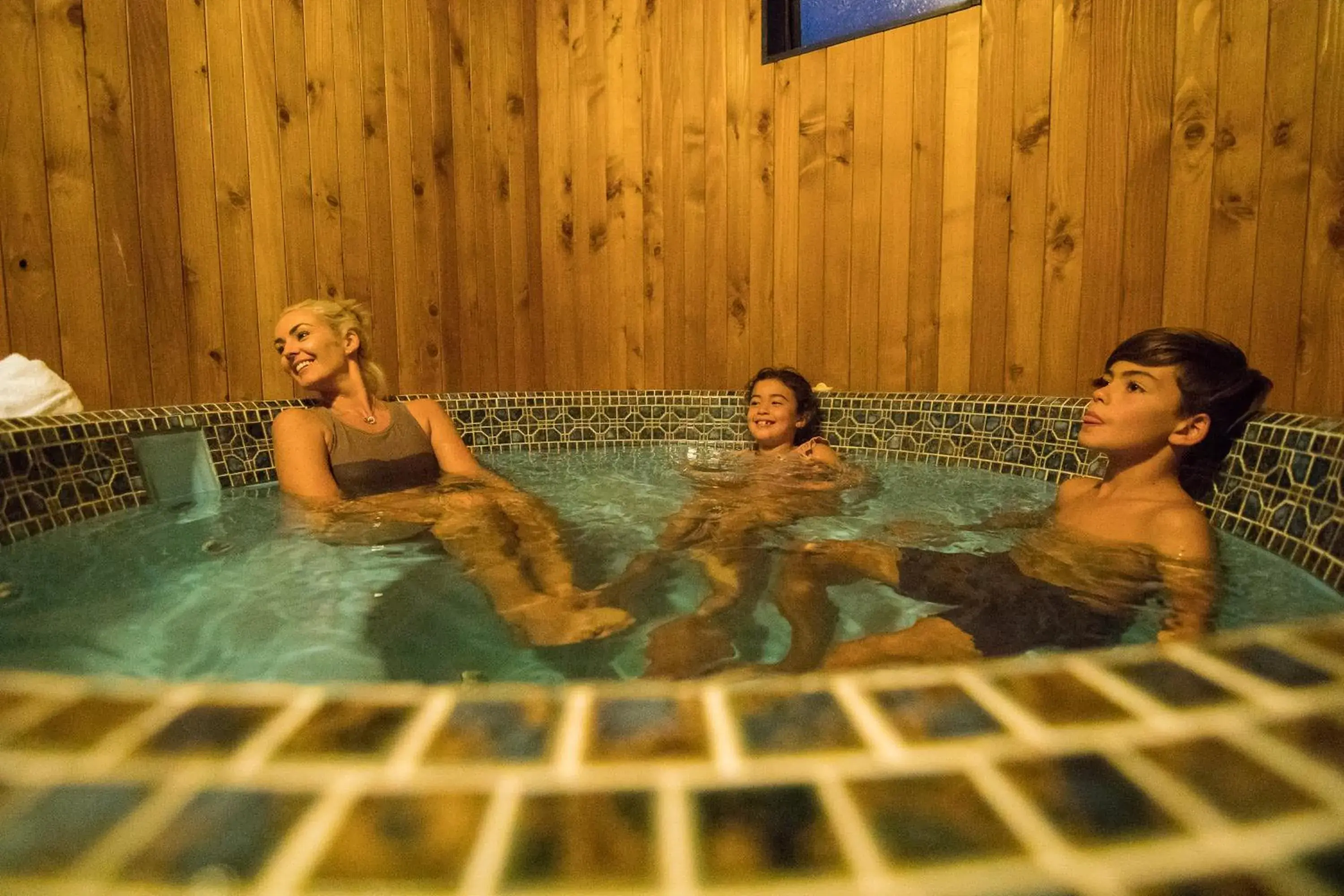 Spa and wellness centre/facilities, Swimming Pool in Parklands Motorlodge & Holiday Park