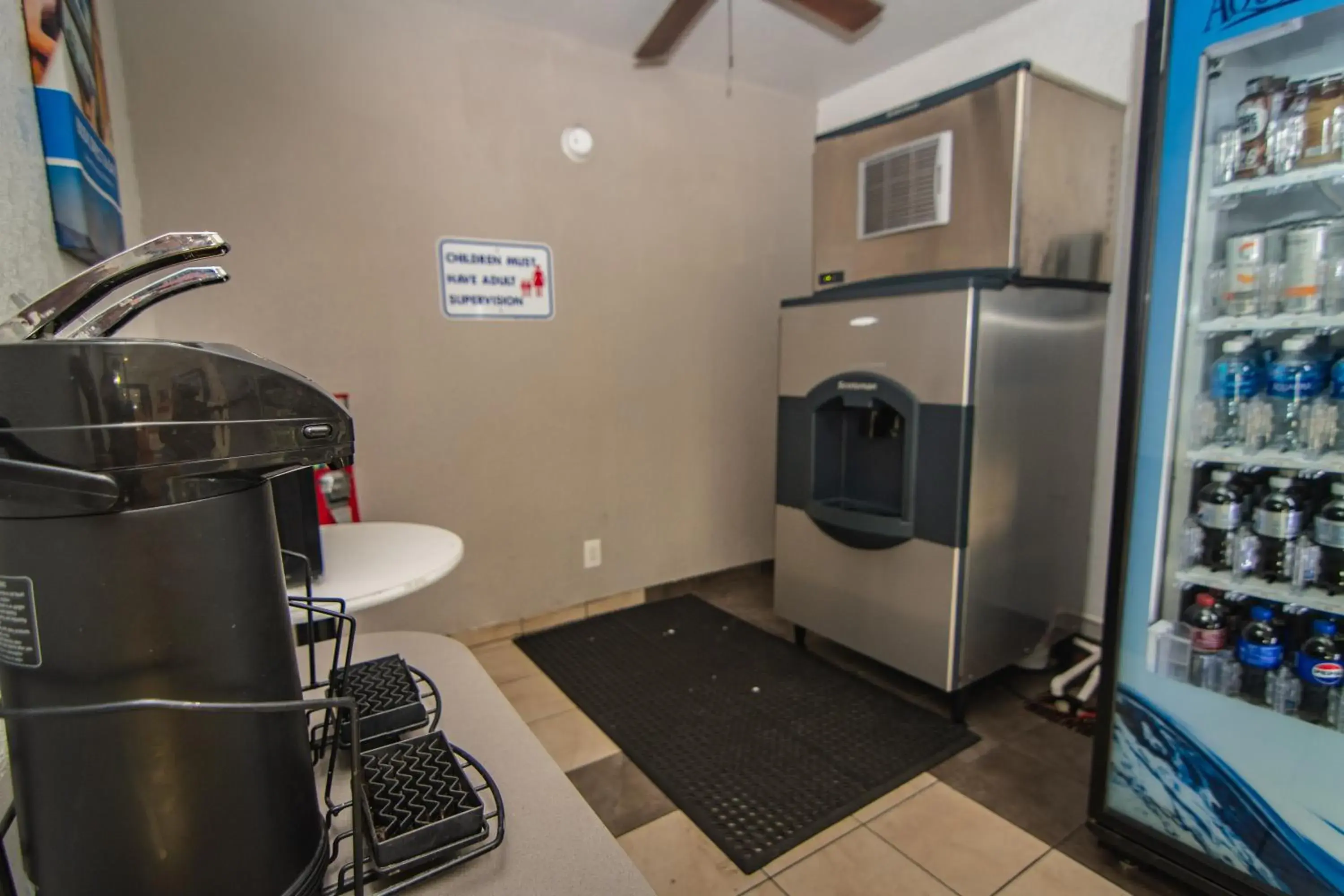 vending machine, Bathroom in Motel 6-Ft. Pierce, FL