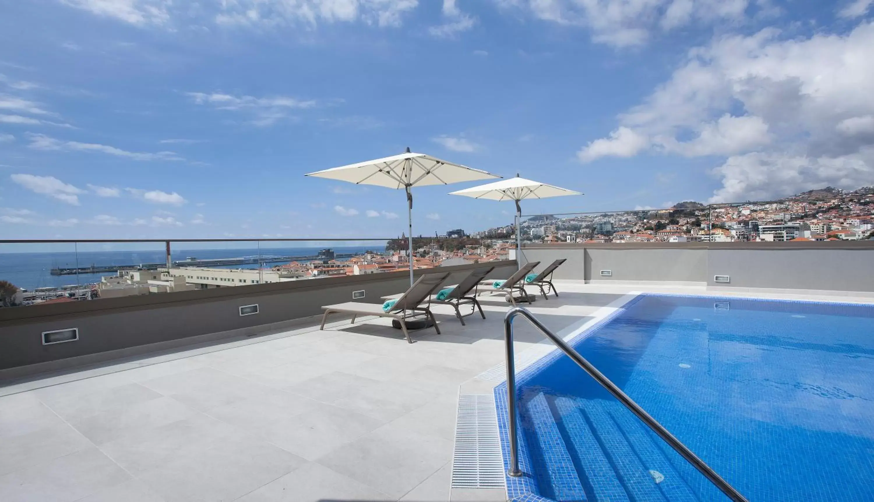 Pool view, Swimming Pool in TURIM Santa Maria Hotel