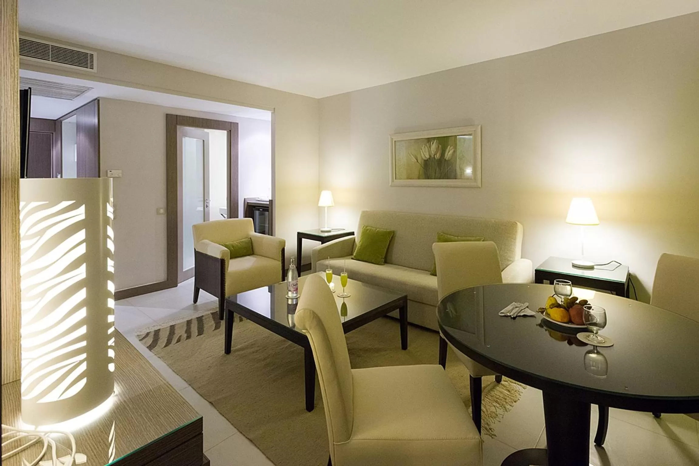 Toilet in Golf Royal Hotel