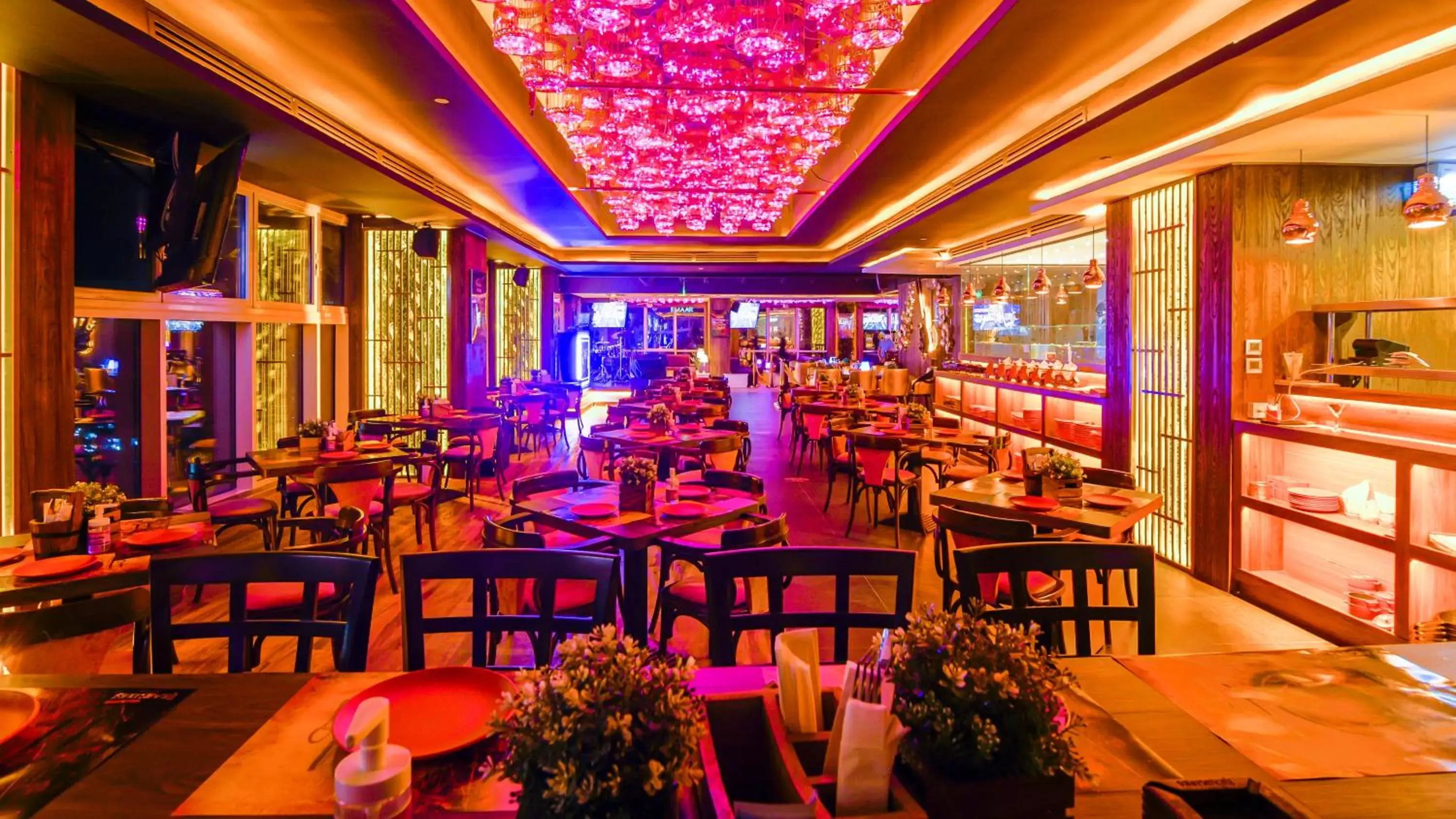 Lounge or bar, Restaurant/Places to Eat in Stella Di Mare Dubai Marina Hotel