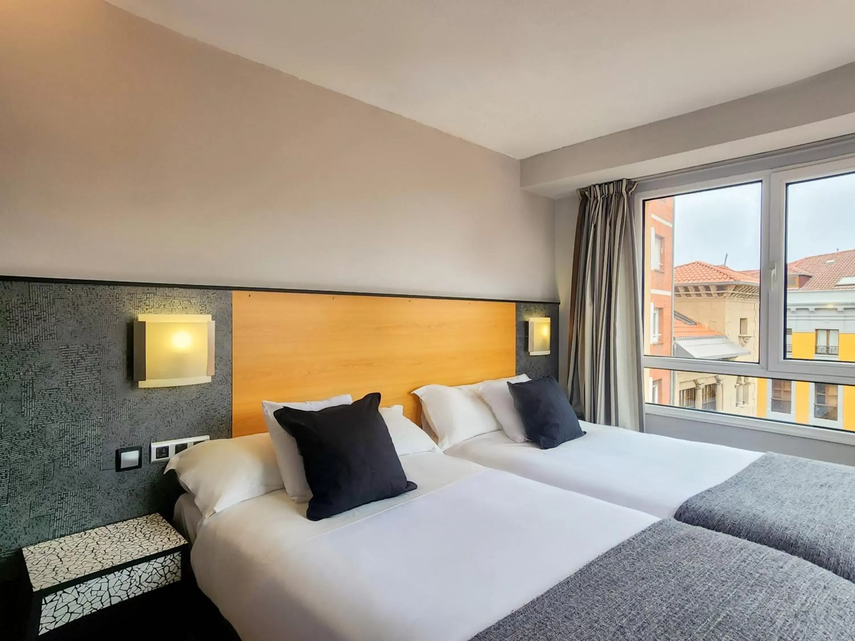 Standard Double or Twin Room in Hotel Faranda Pathos Gijón, Ascend Hotel Collection Standard Double or Twin Room in Hotel Faranda Pathos Gijón, Ascend Hotel Collection